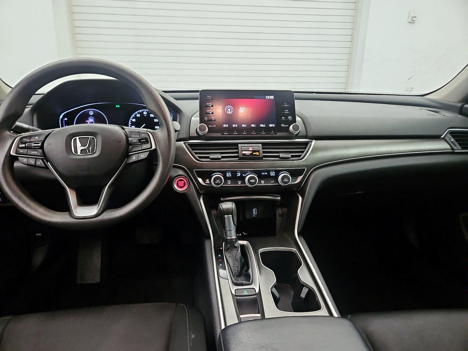 2018 Honda Accord LX - Photo 10