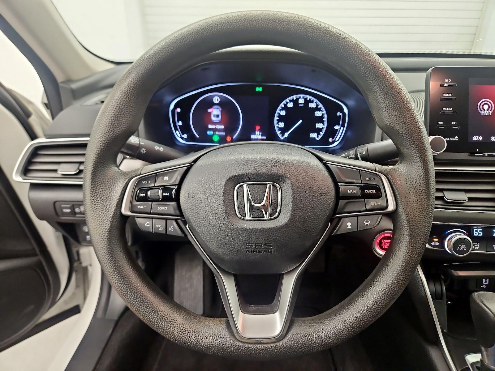 2018 Honda Accord LX - Photo 11