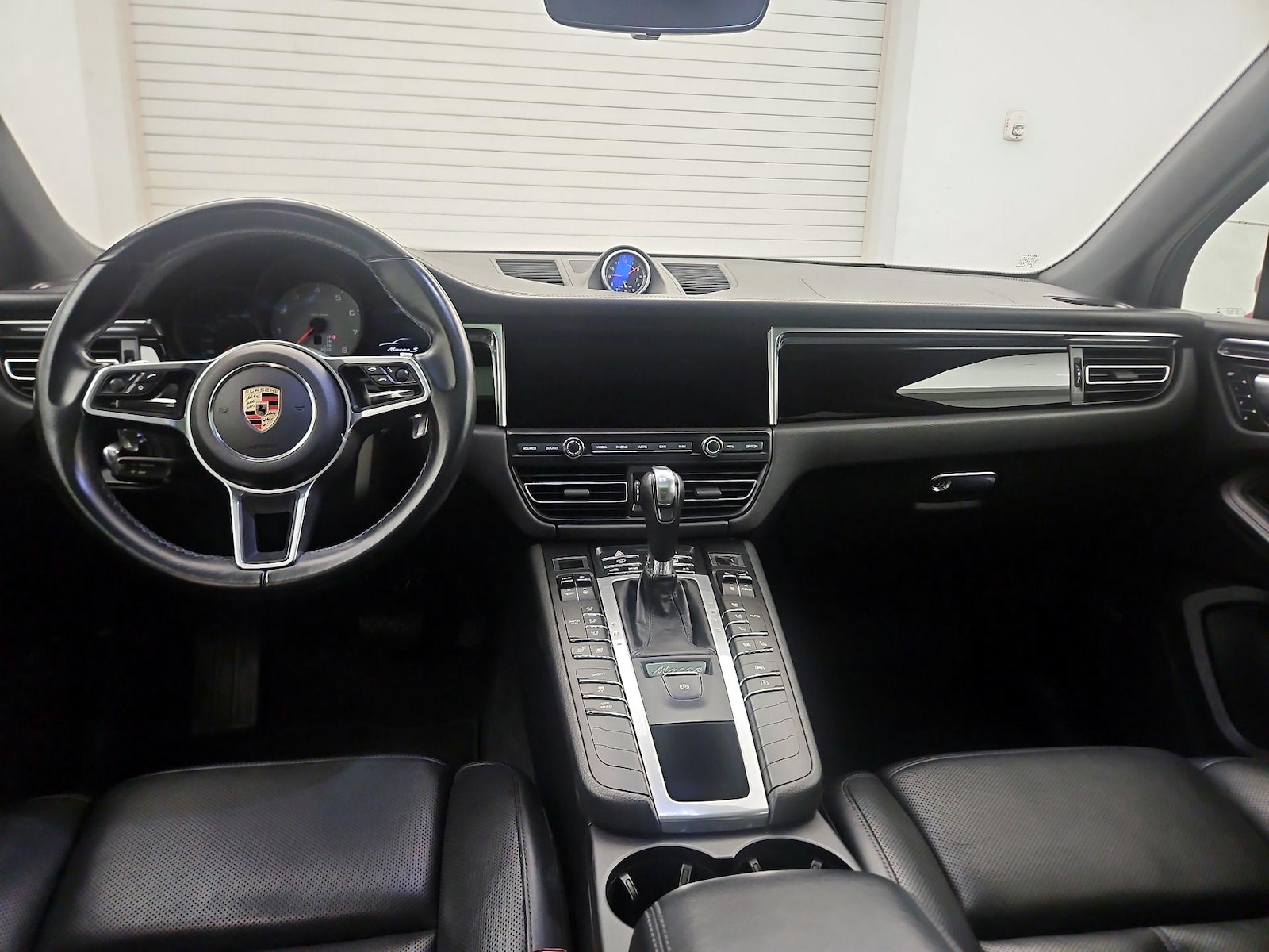 Apple CarPlay®