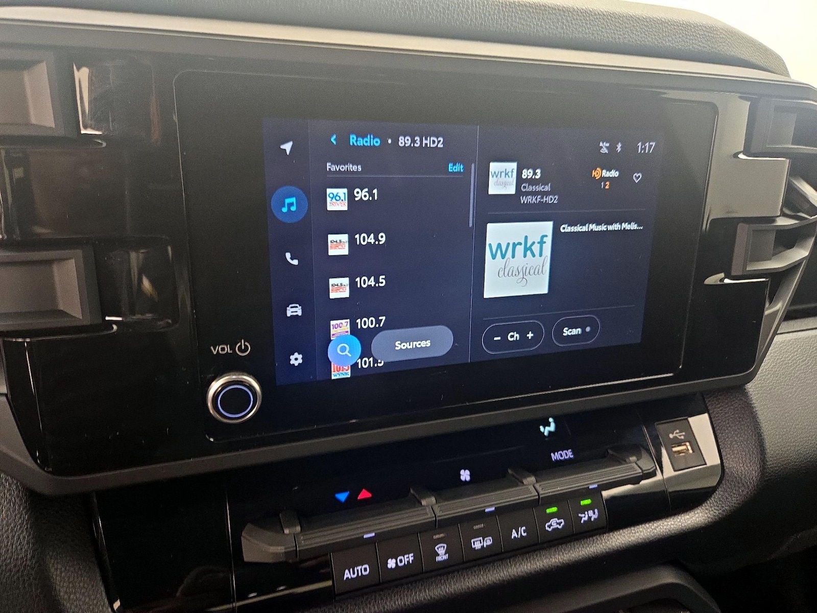 2026 Toyota Tundra SR5 - Photo 7