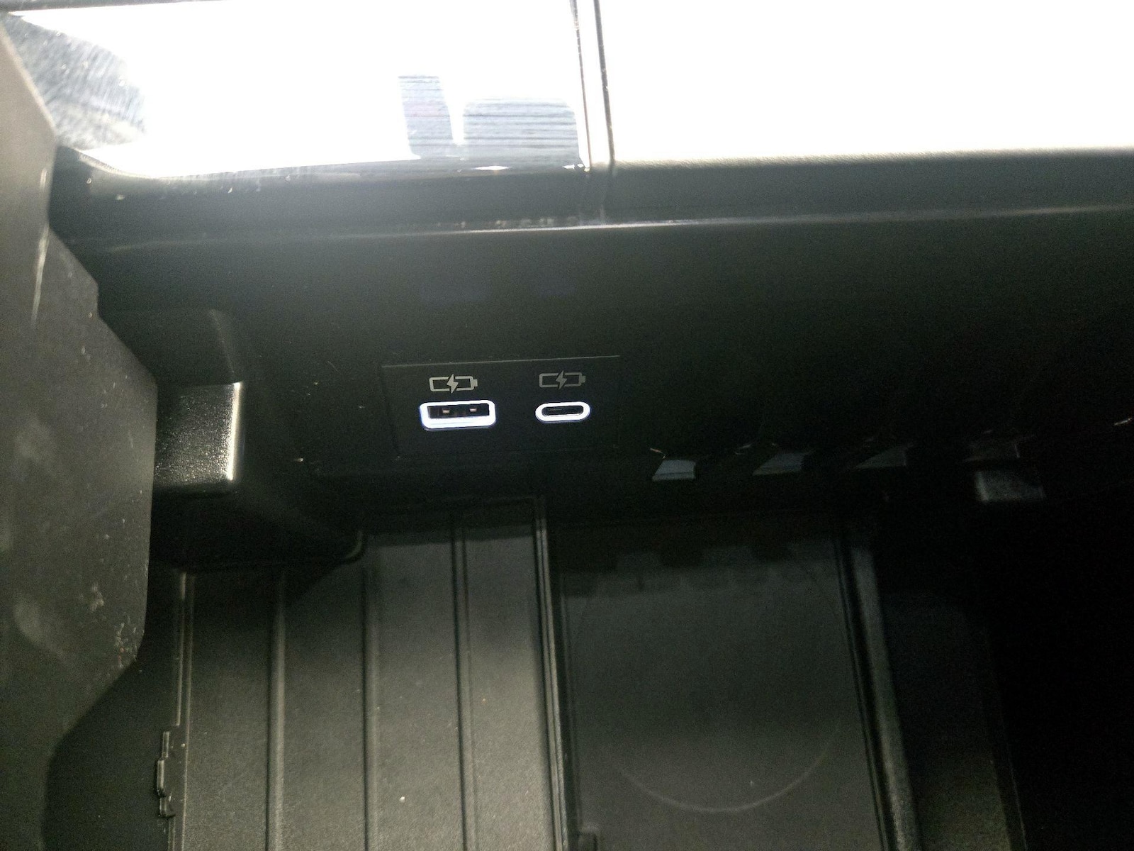 2026 Toyota Tundra SR5 - Photo 10