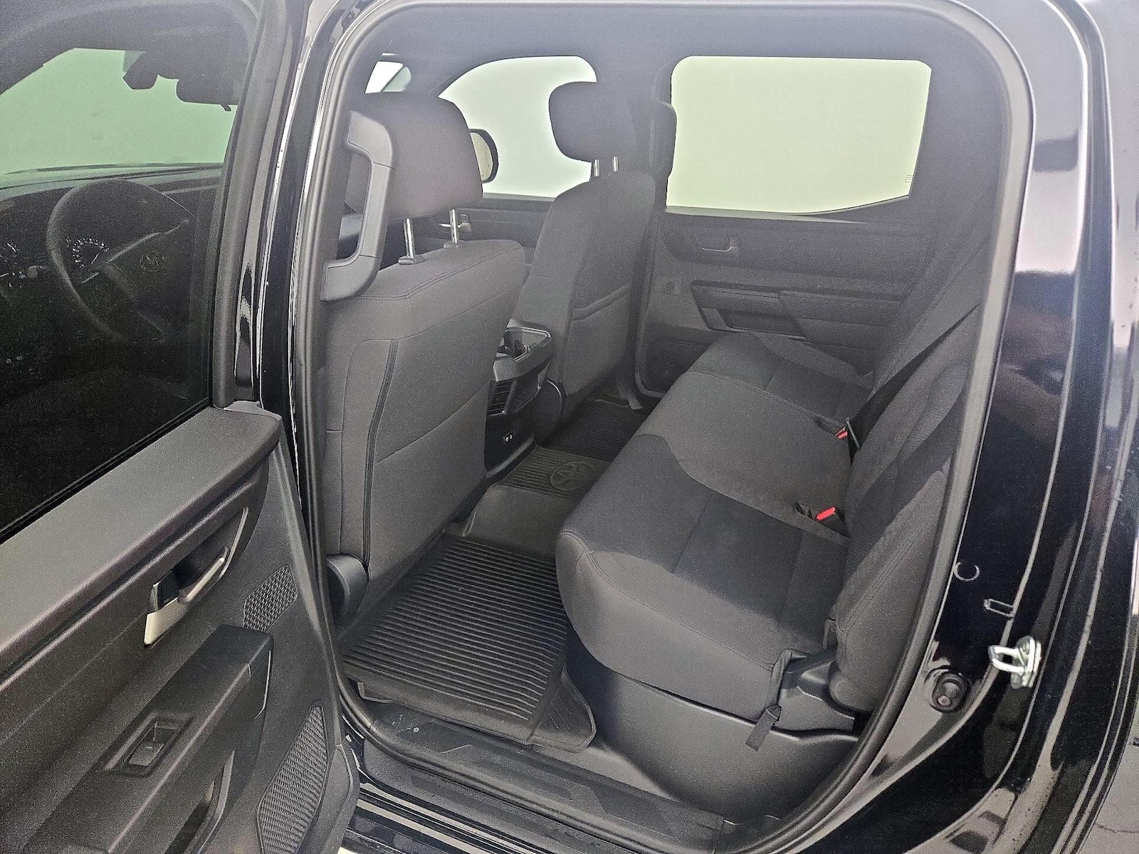 2026 Toyota Tundra SR5 - Photo 11