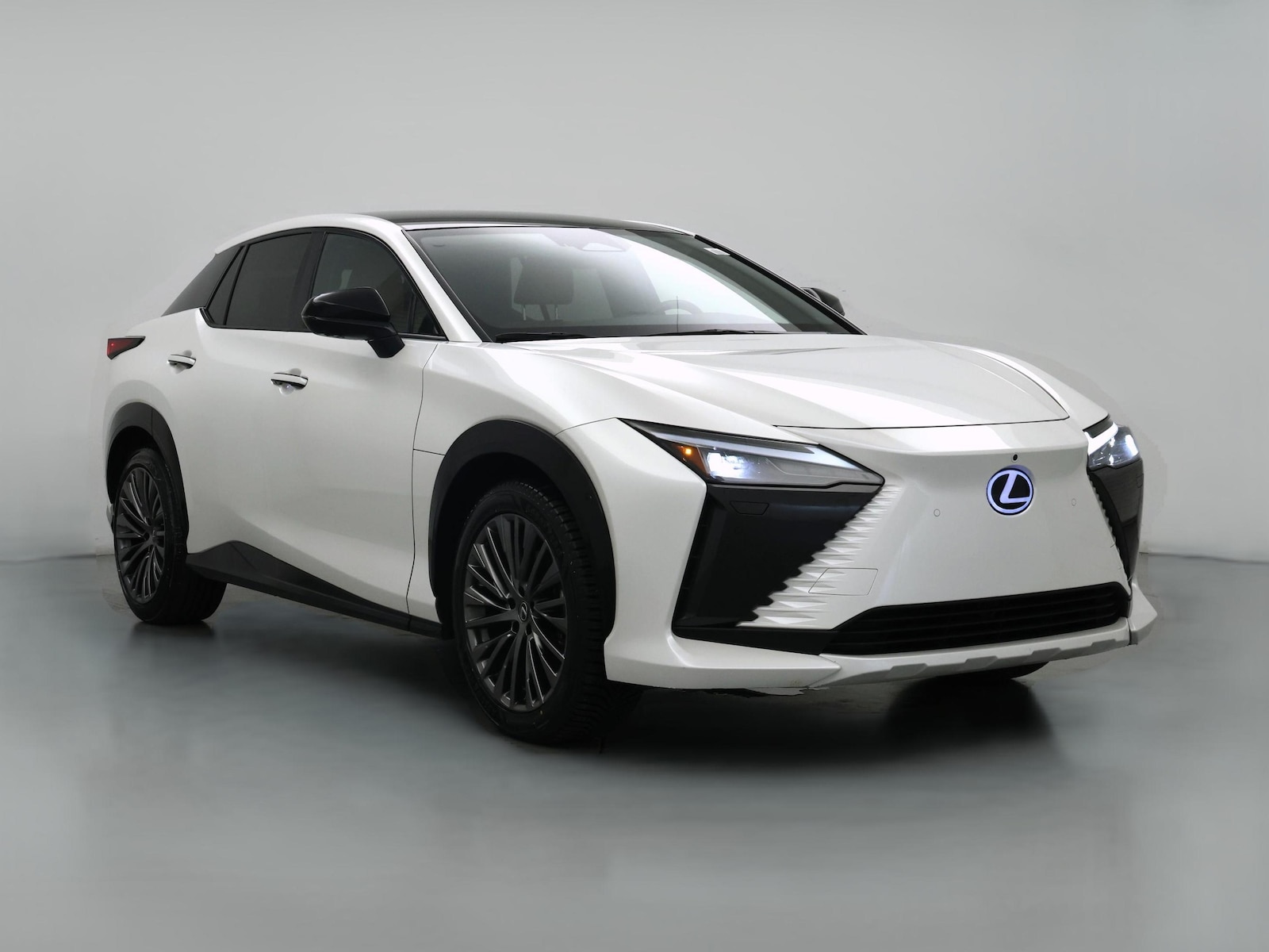 2023 Lexus RZ Luxury