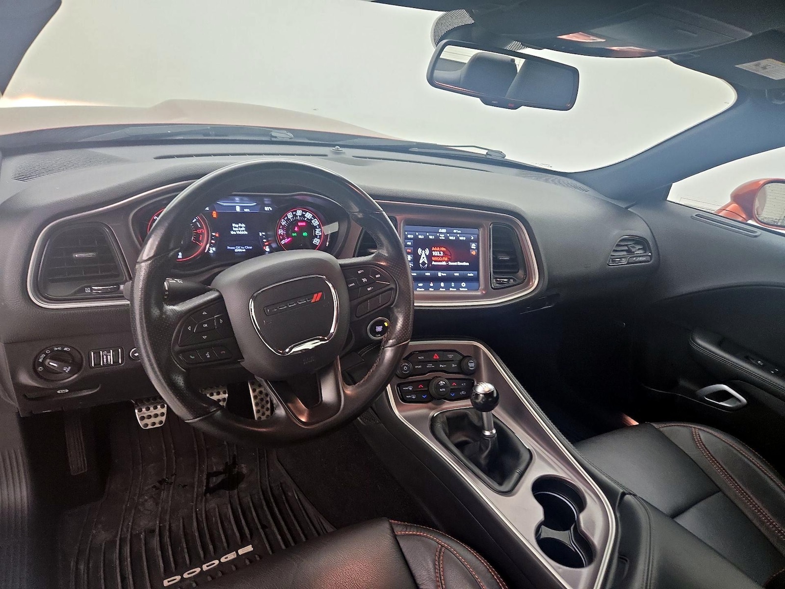 2022 Dodge Challenger R/T - Photo 10