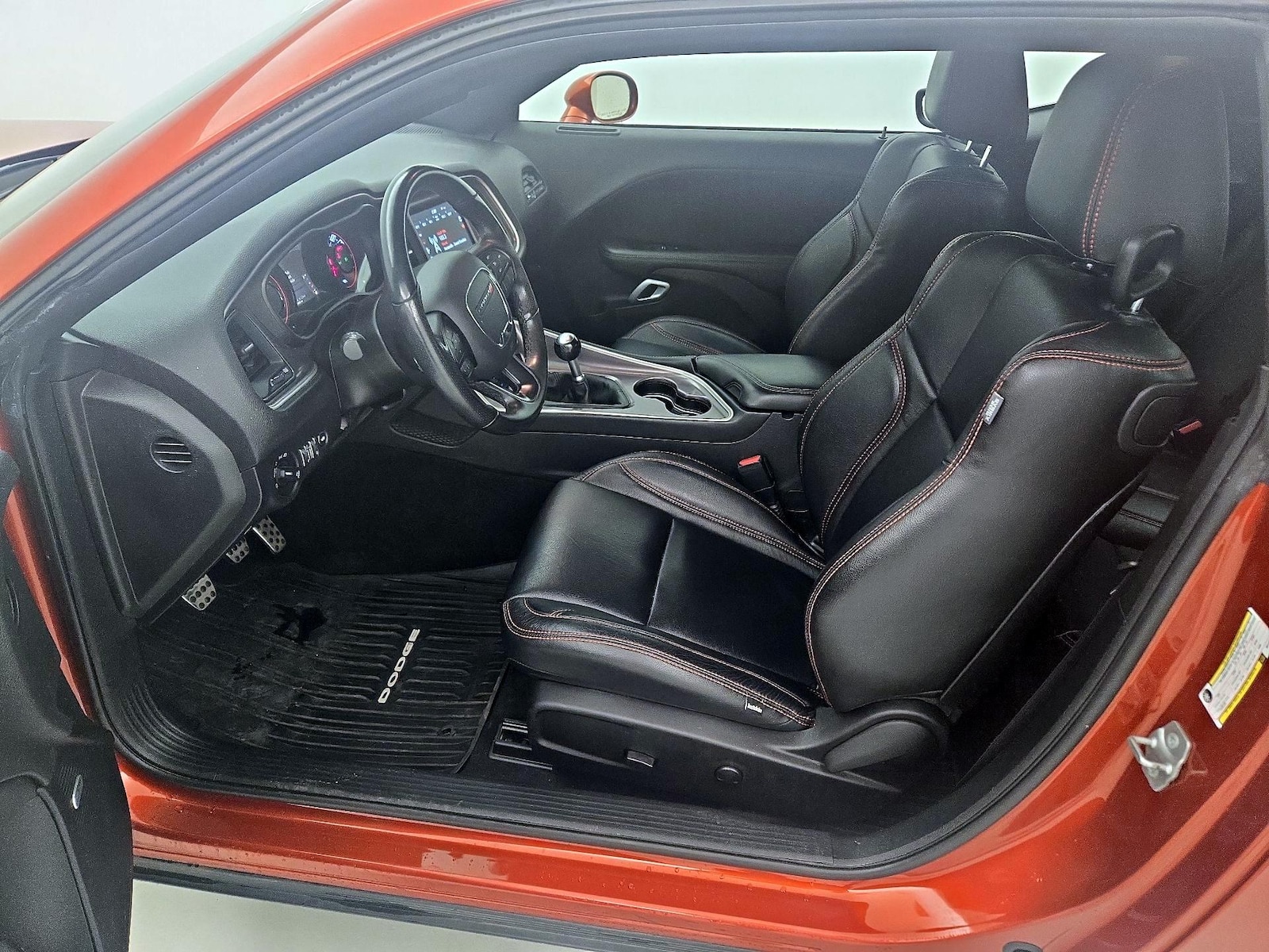 2022 Dodge Challenger R/T - Photo 12