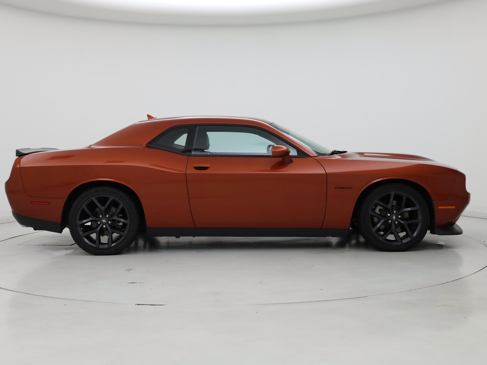 2022 Dodge Challenger R/T - Photo 8