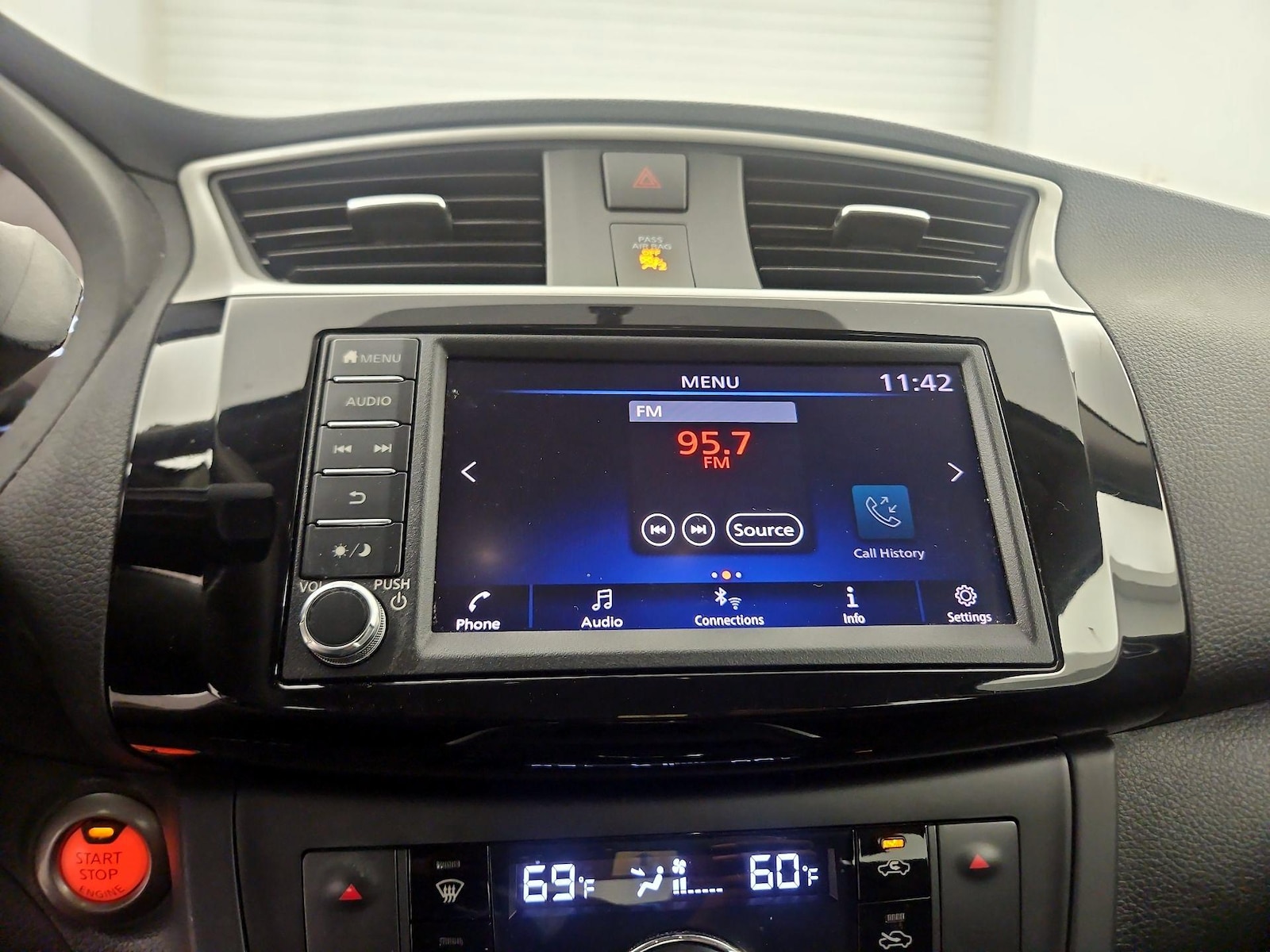 2019 Nissan Sentra SV - Photo 14