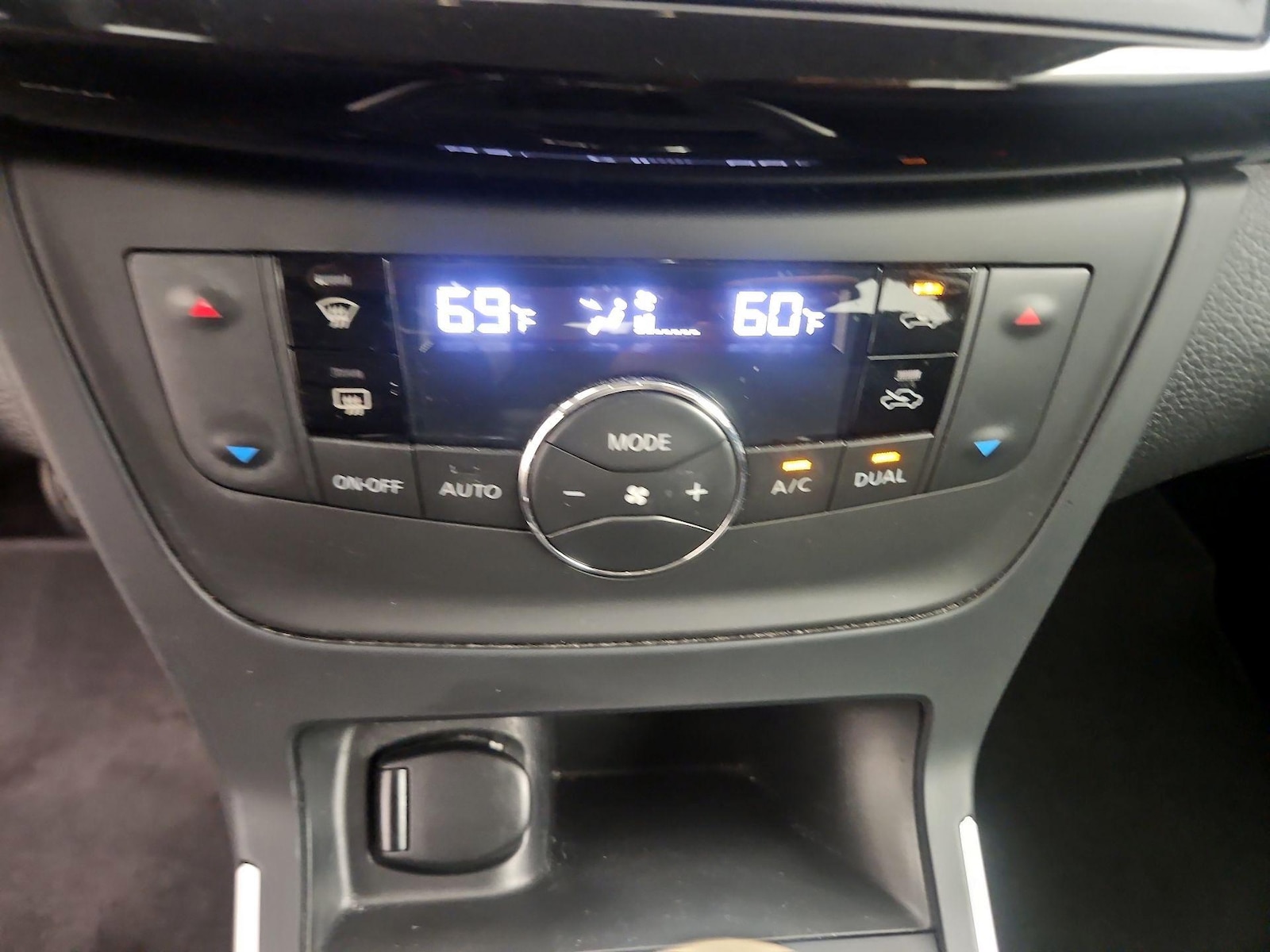 2019 Nissan Sentra SV - Photo 15