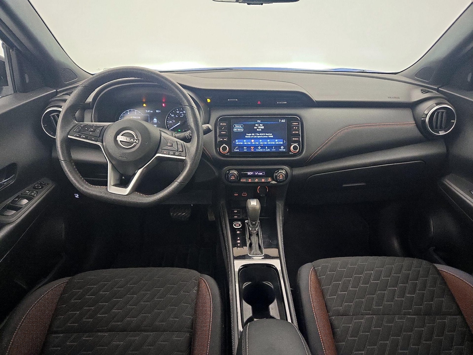 2022 Nissan Kicks SR - Photo 10