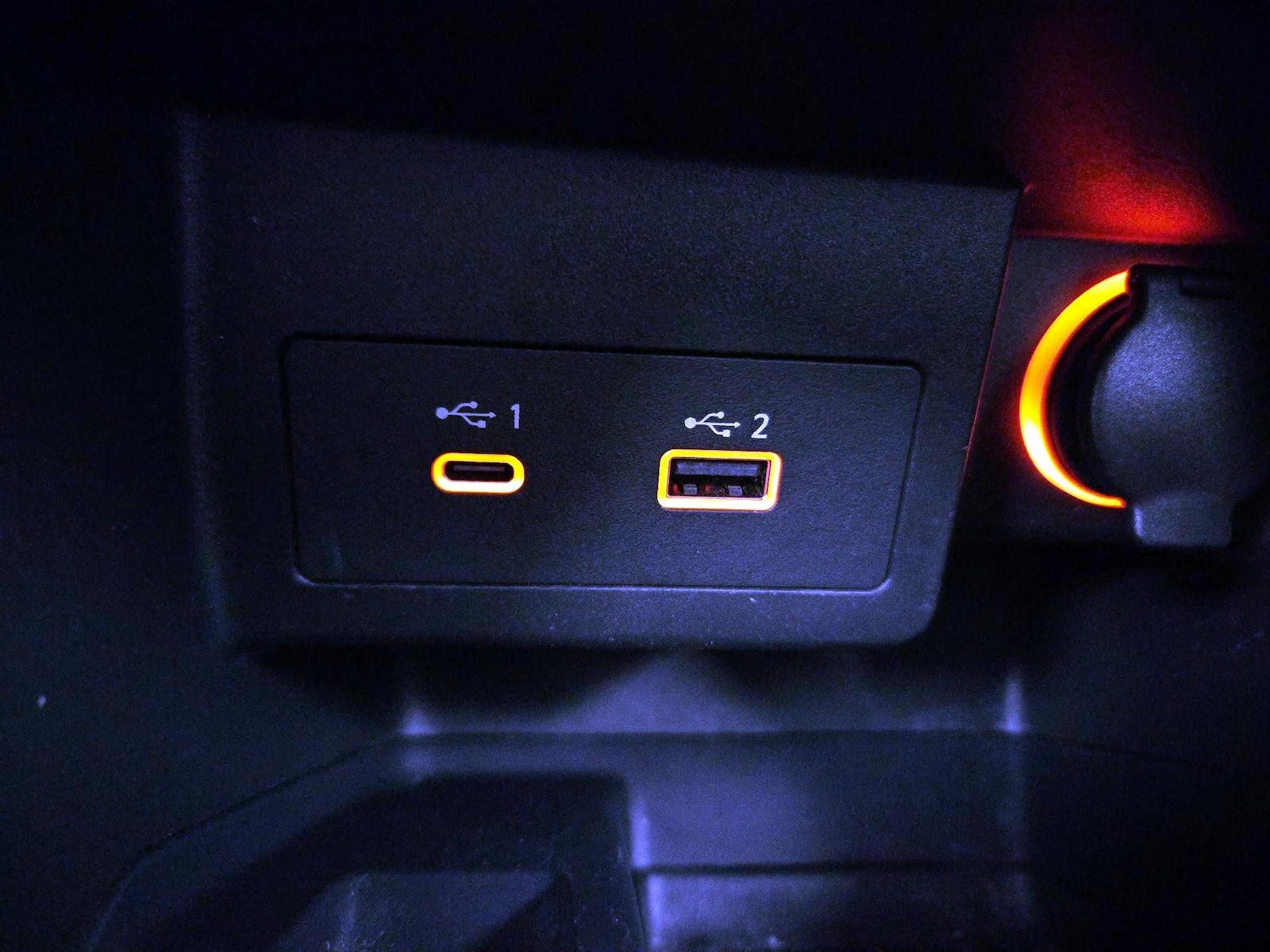 2022 Nissan Kicks SR - Photo 18