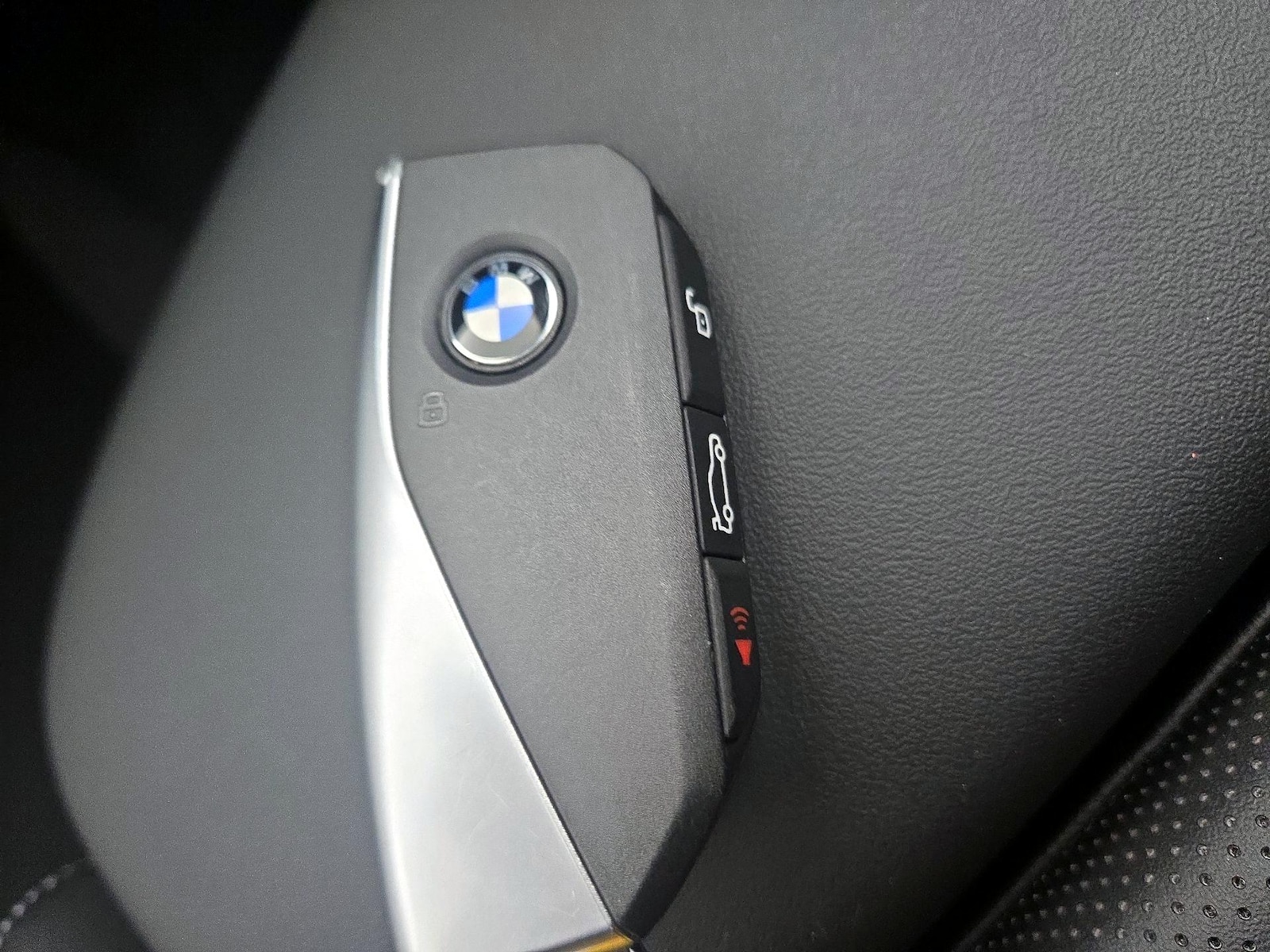 2026 BMW X2 28i - Photo 24