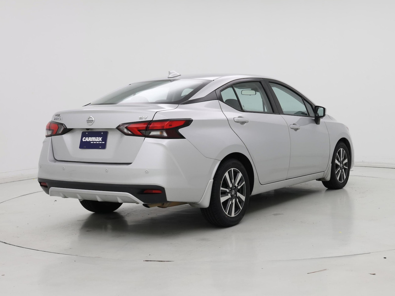2022 Nissan Versa Sedan SV - Photo 9