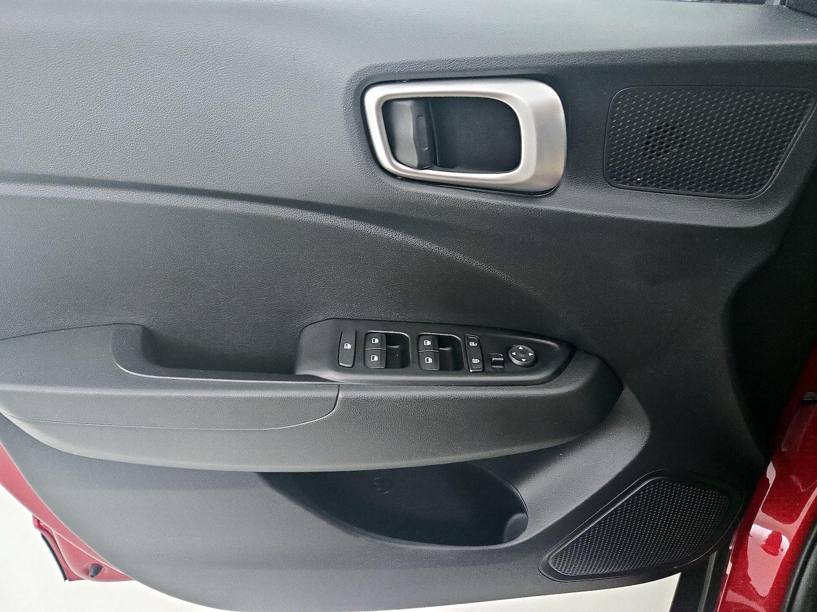 2024 Hyundai Venue SE - Photo 13