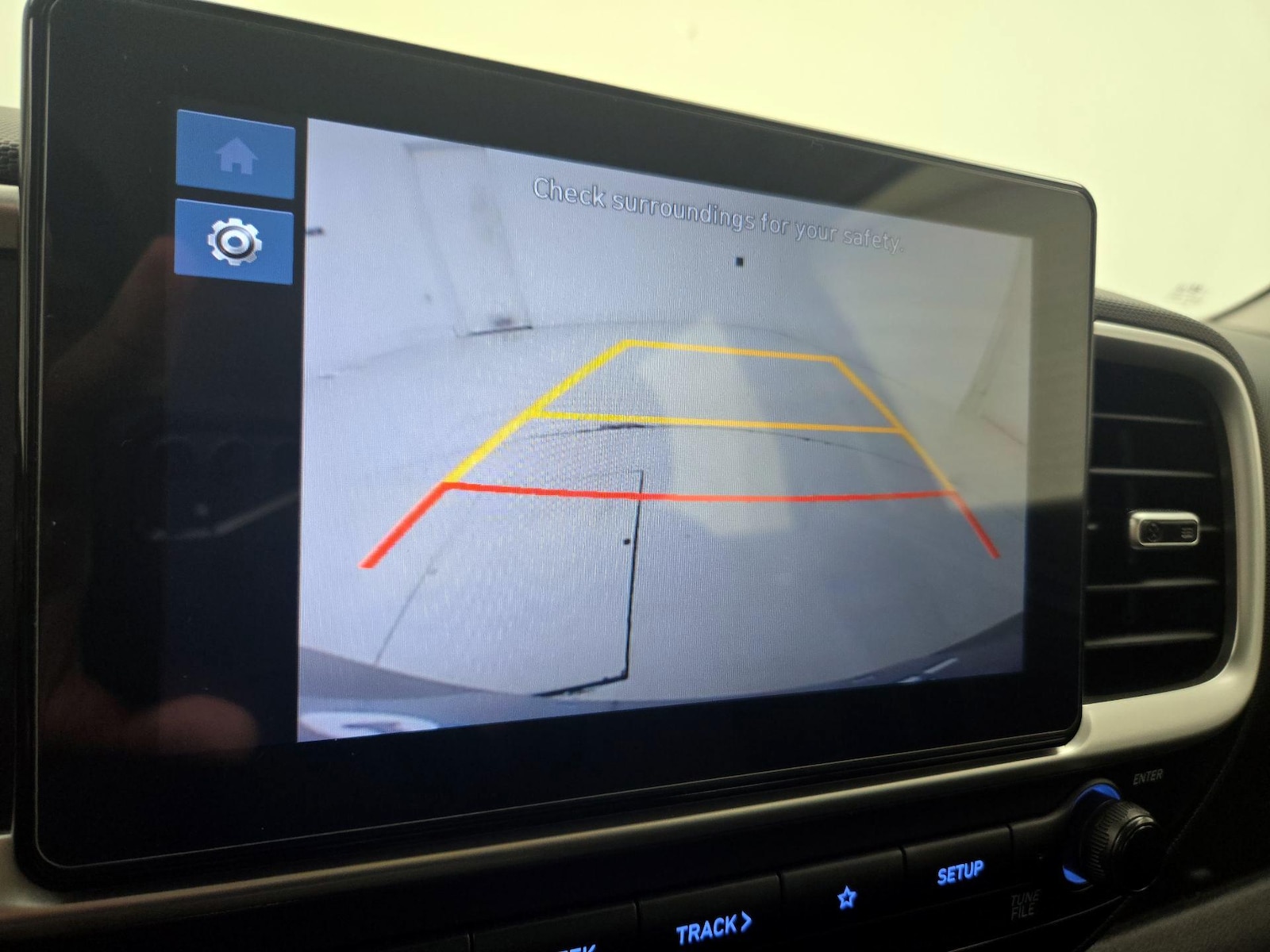 2024 Hyundai Venue SE - Photo 15