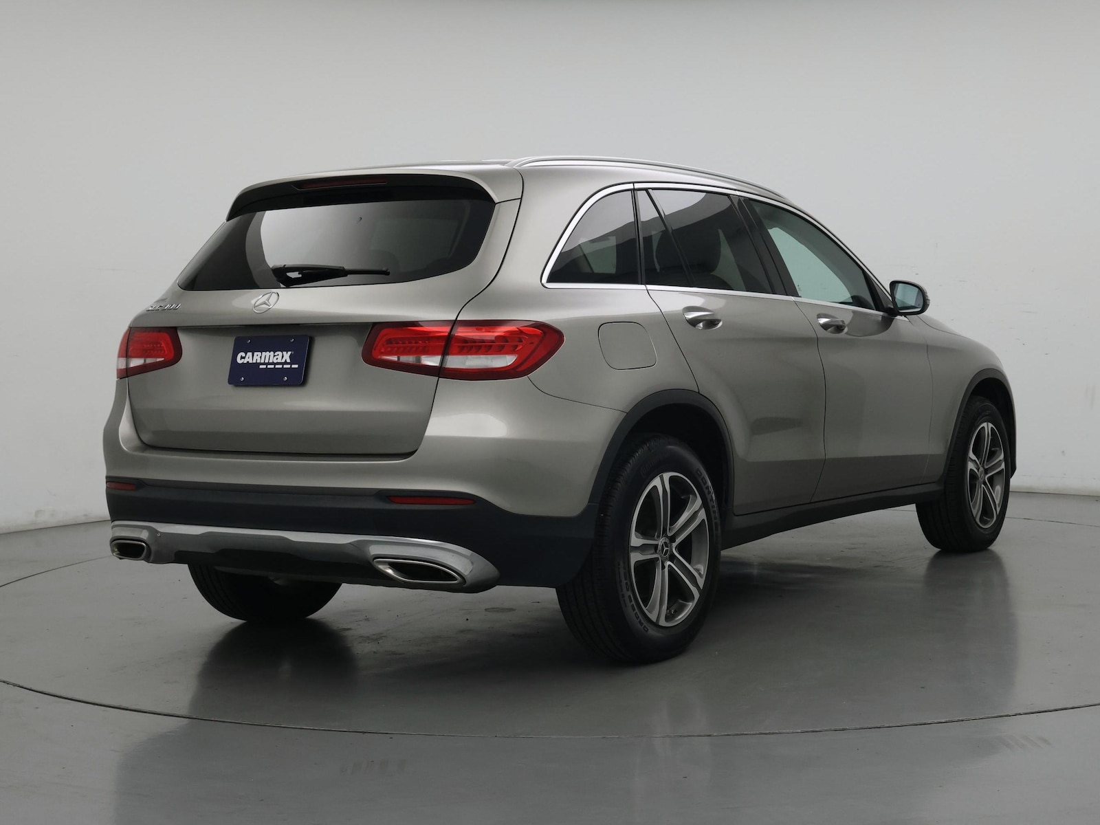 2019 Mercedes-Benz GLC GLC300 - Photo 9