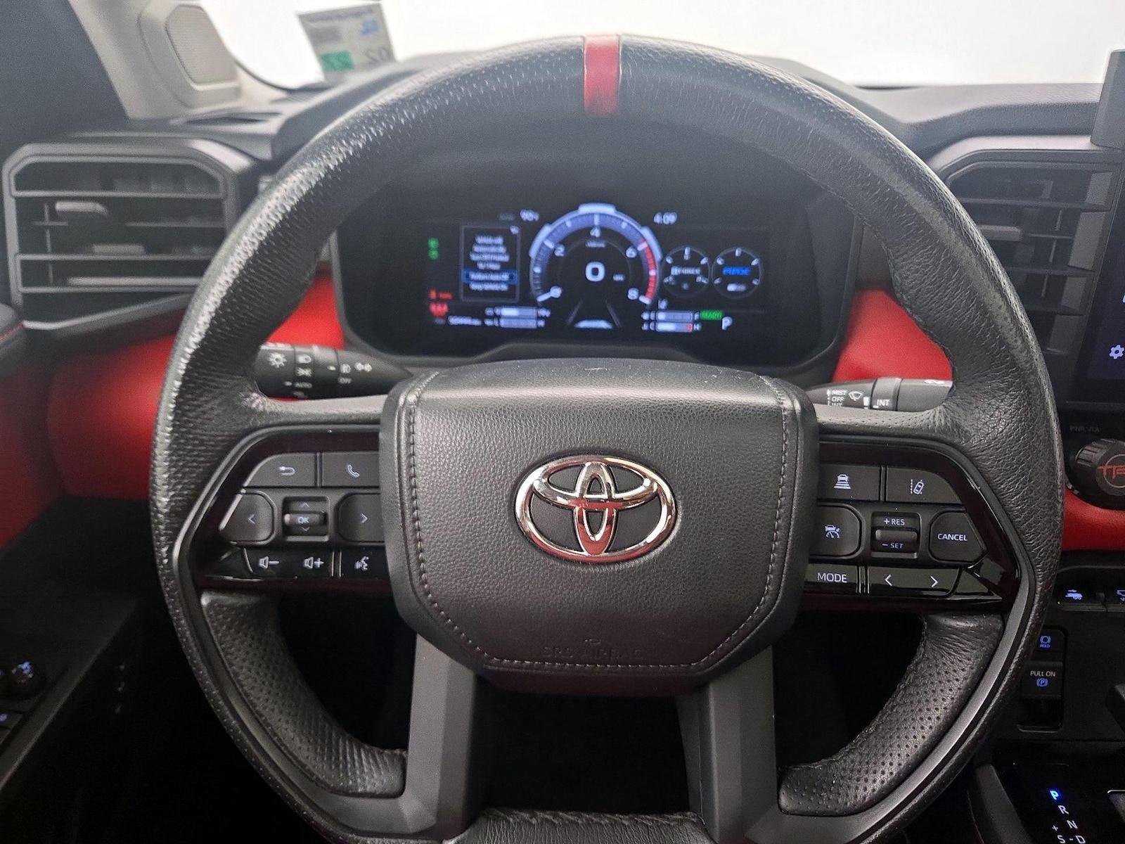 2023 Toyota Tundra TRD Pro - Photo 11