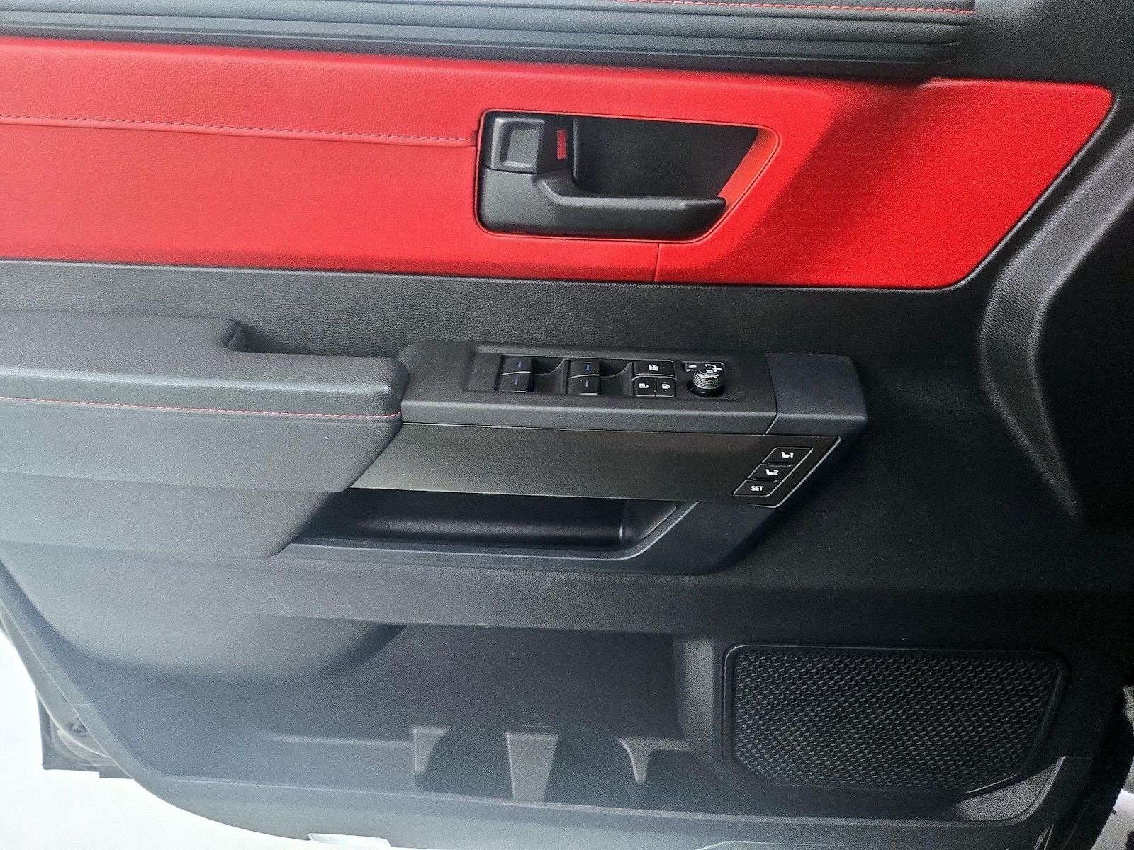 2023 Toyota Tundra TRD Pro - Photo 13