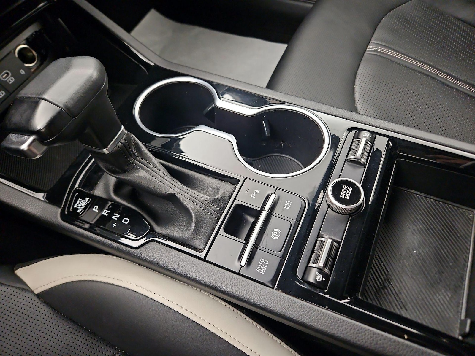 2026 Kia K5 GT-Line - Photo 16