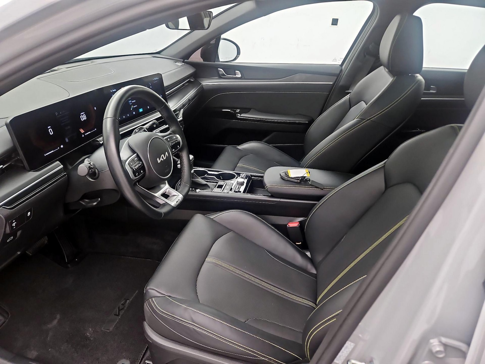 Power Seat(s) & Side Airbags