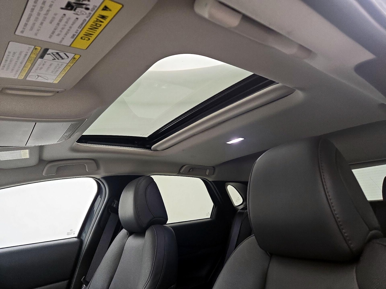 Sunroof(s) & Overhead Airbags