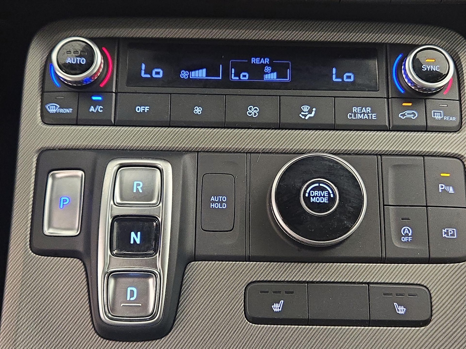 2025 Hyundai Palisade SEL - Photo 18
