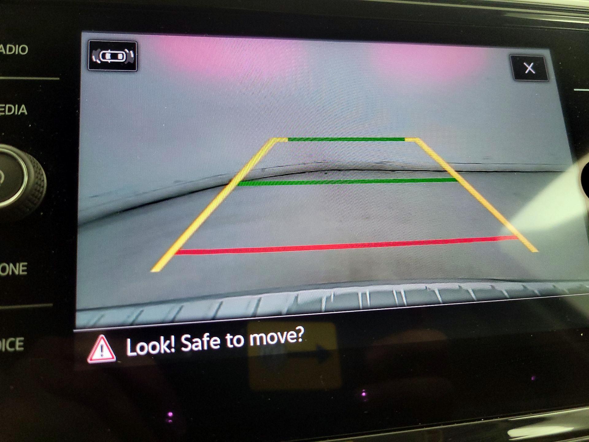 Thumbnail: 2023 Volkswagen Atlas - 14