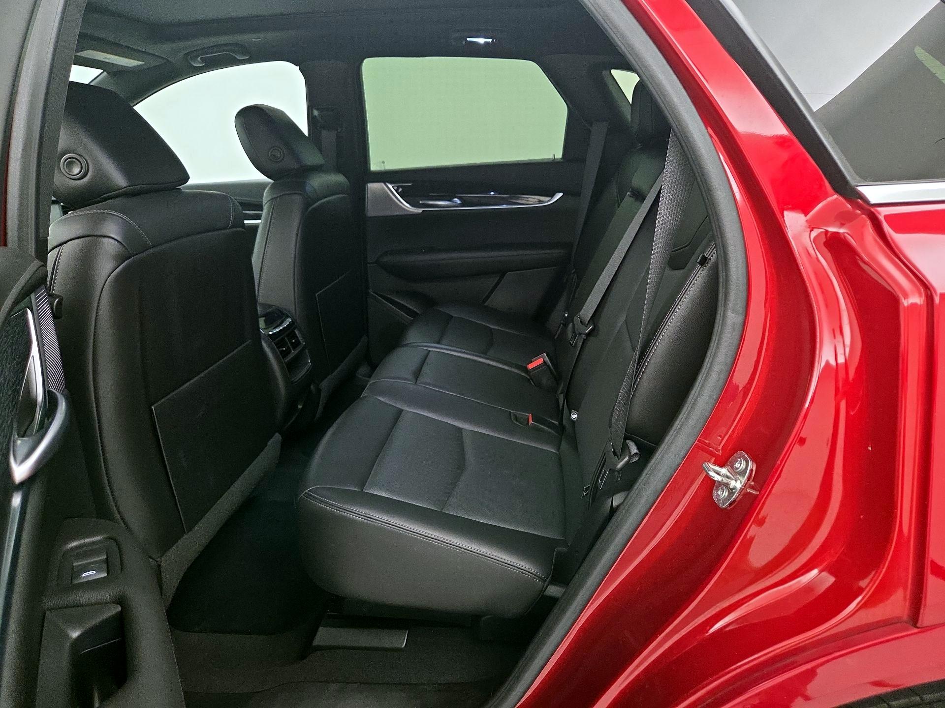 Thumbnail: 2023 Cadillac XT5 - 18