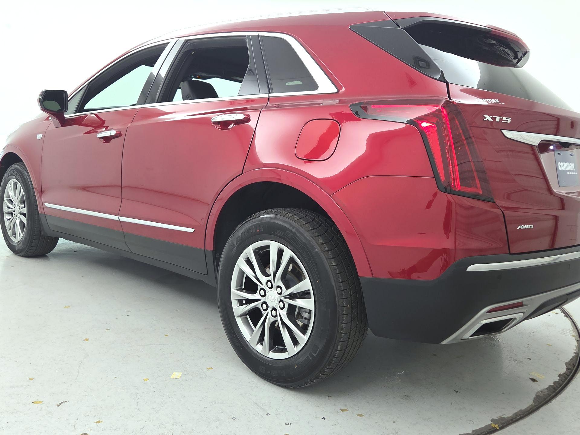 Thumbnail: 2023 Cadillac XT5 - 7