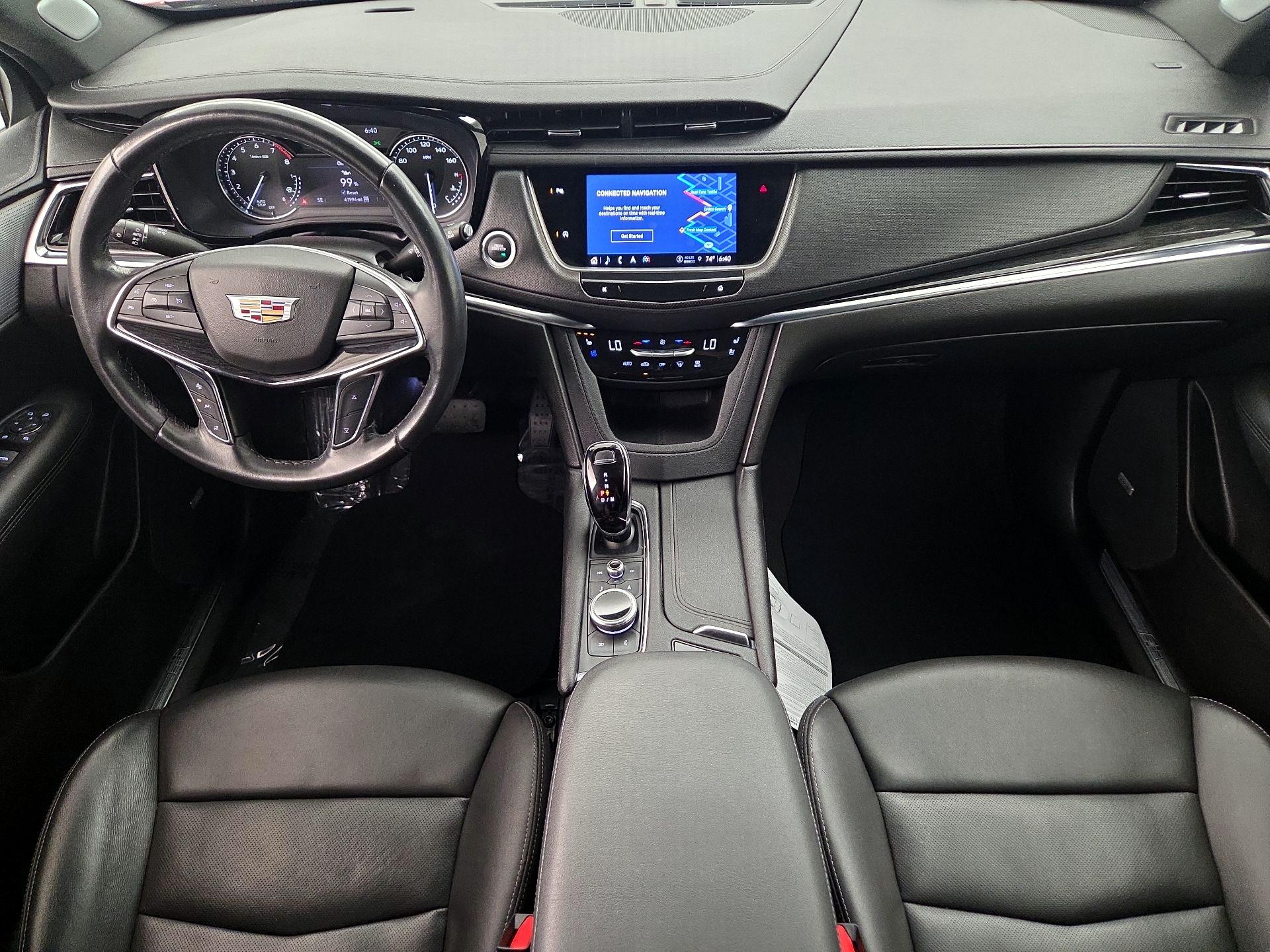 Thumbnail: 2023 Cadillac XT5 - 8