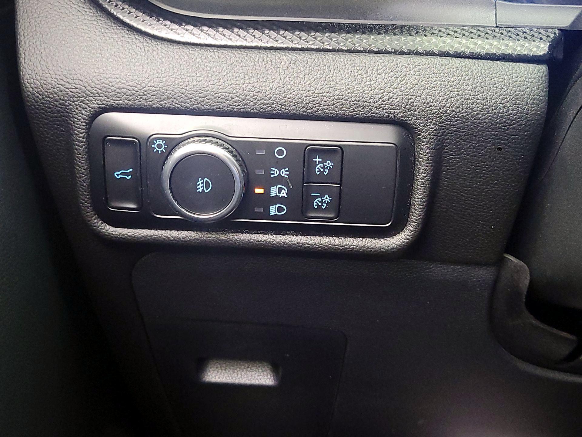 Thumbnail: 2024 Ford Explorer - 11