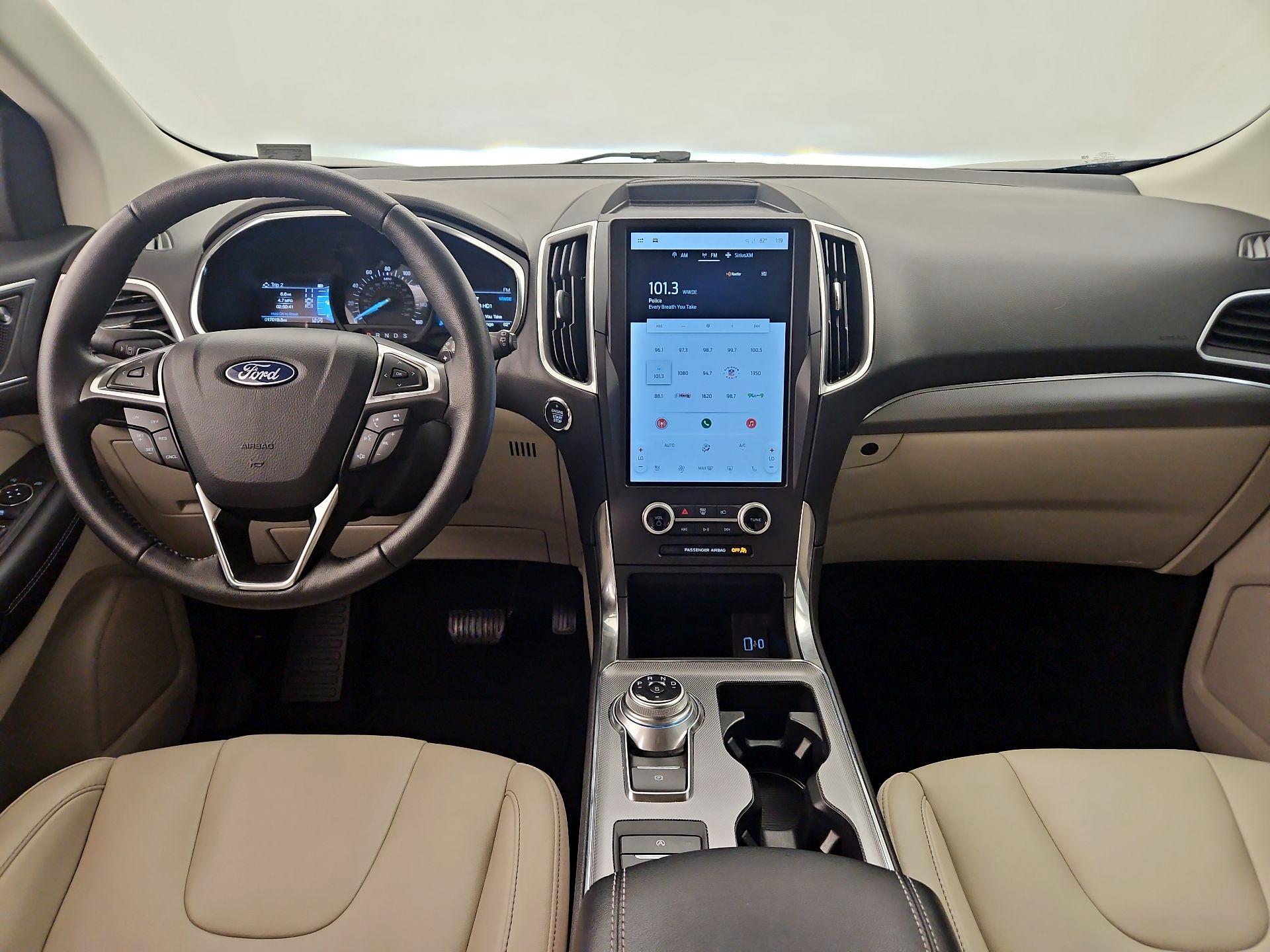 Thumbnail: 2021 Ford Edge - 9