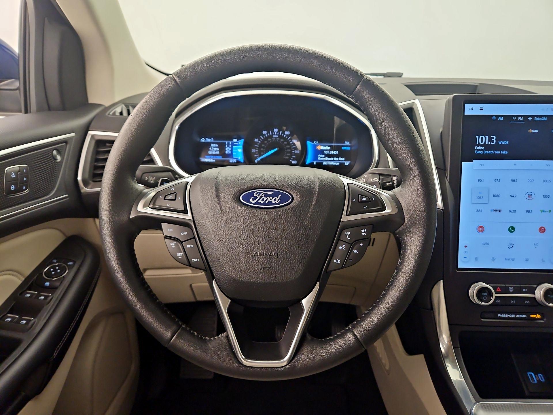 Thumbnail: 2021 Ford Edge - 10