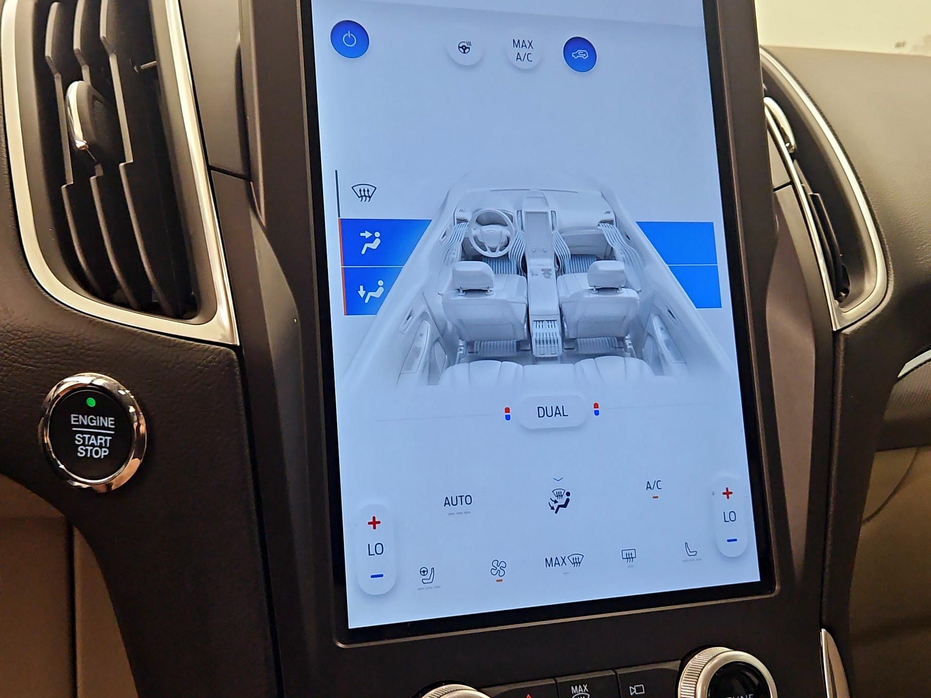 Thumbnail: 2021 Ford Edge - 16