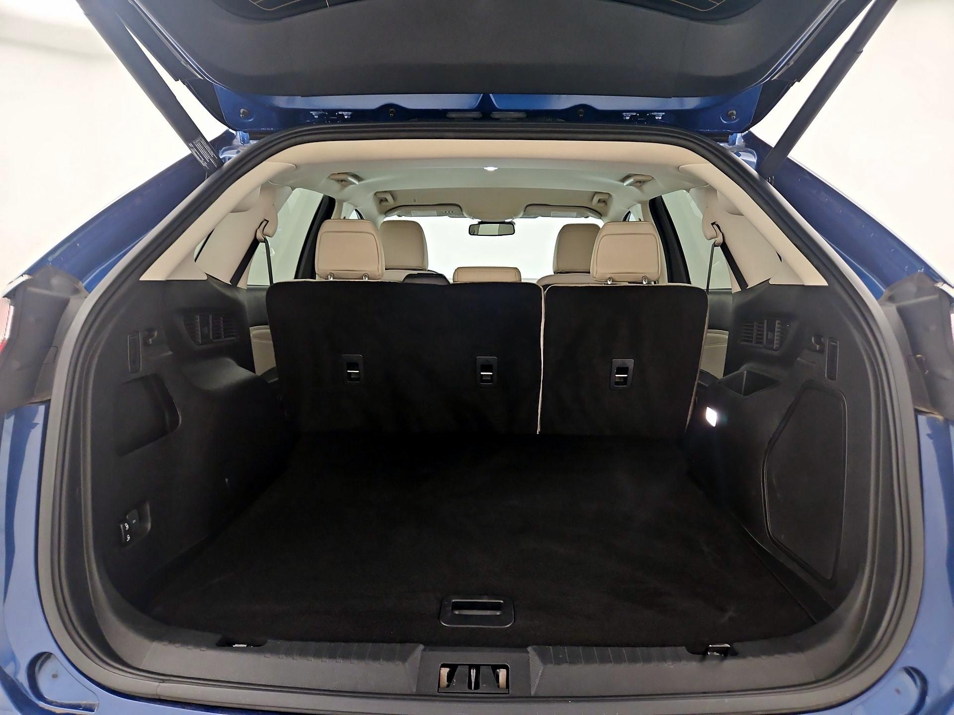 Thumbnail: 2021 Ford Edge - 20