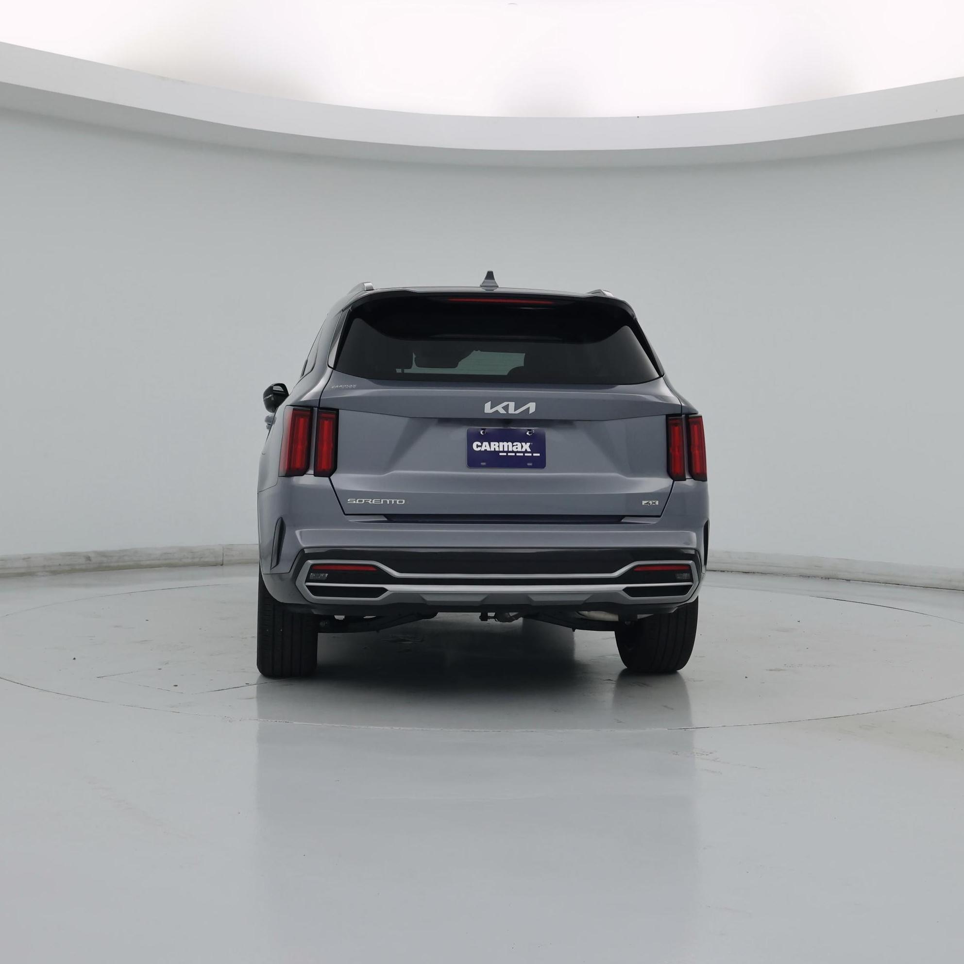 Thumbnail: 2023 Kia Sorento - 6