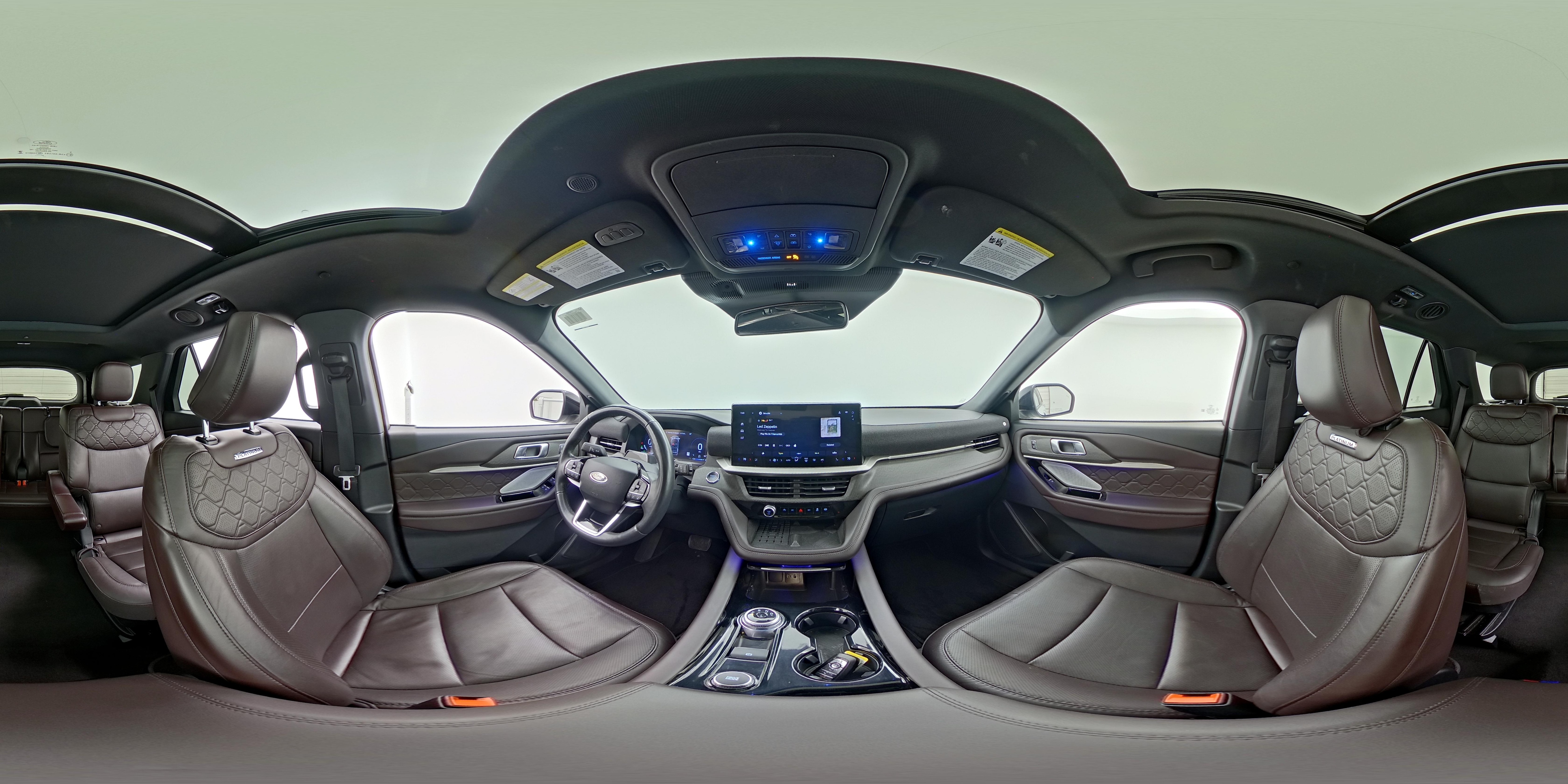 2025 Ford Explorer Platinum - Photo 28