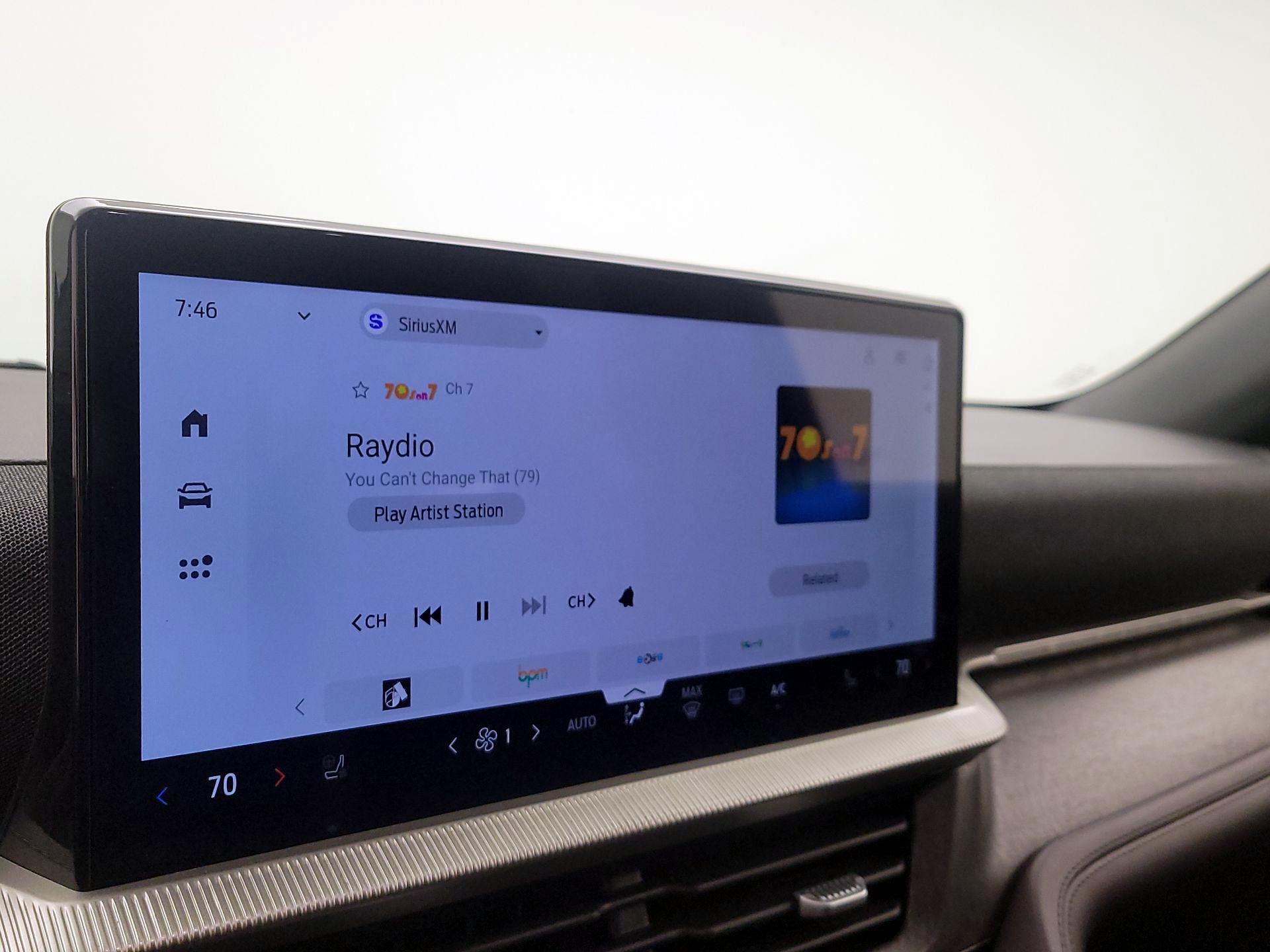 Thumbnail: 2025 Ford Explorer - 16