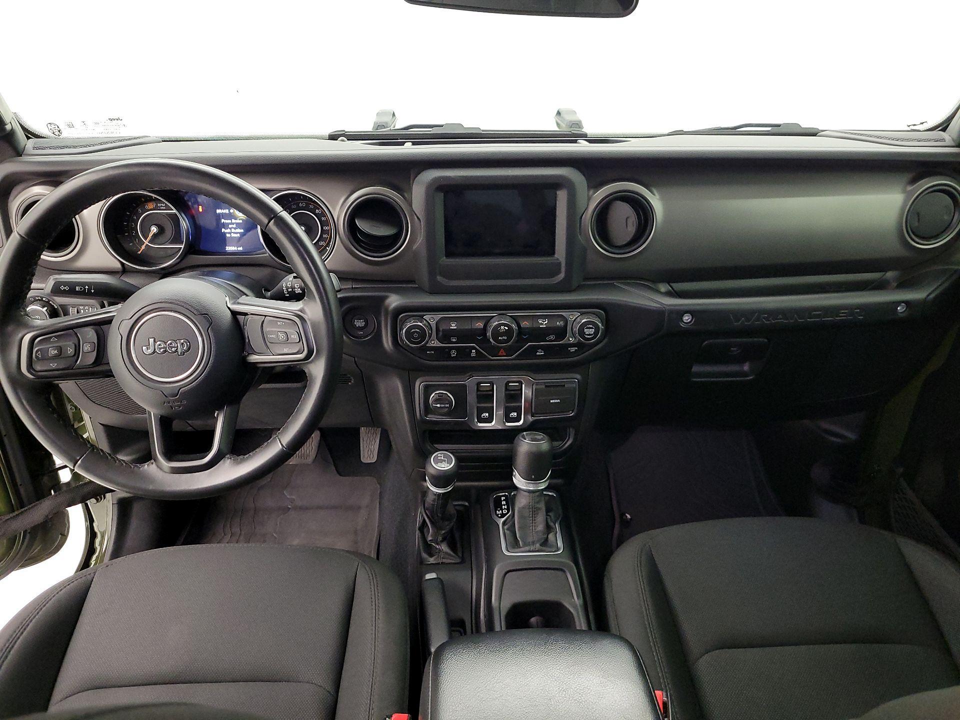 Thumbnail: 2022 Jeep Wrangler - 9