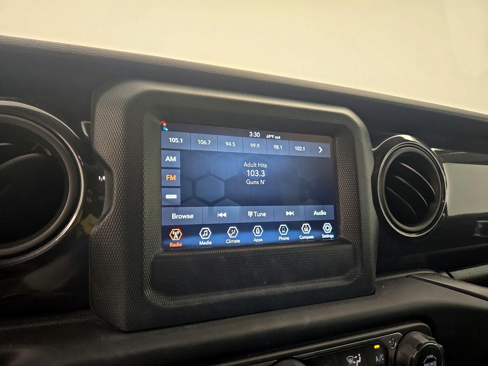 Thumbnail: 2023 Jeep Wrangler - 15