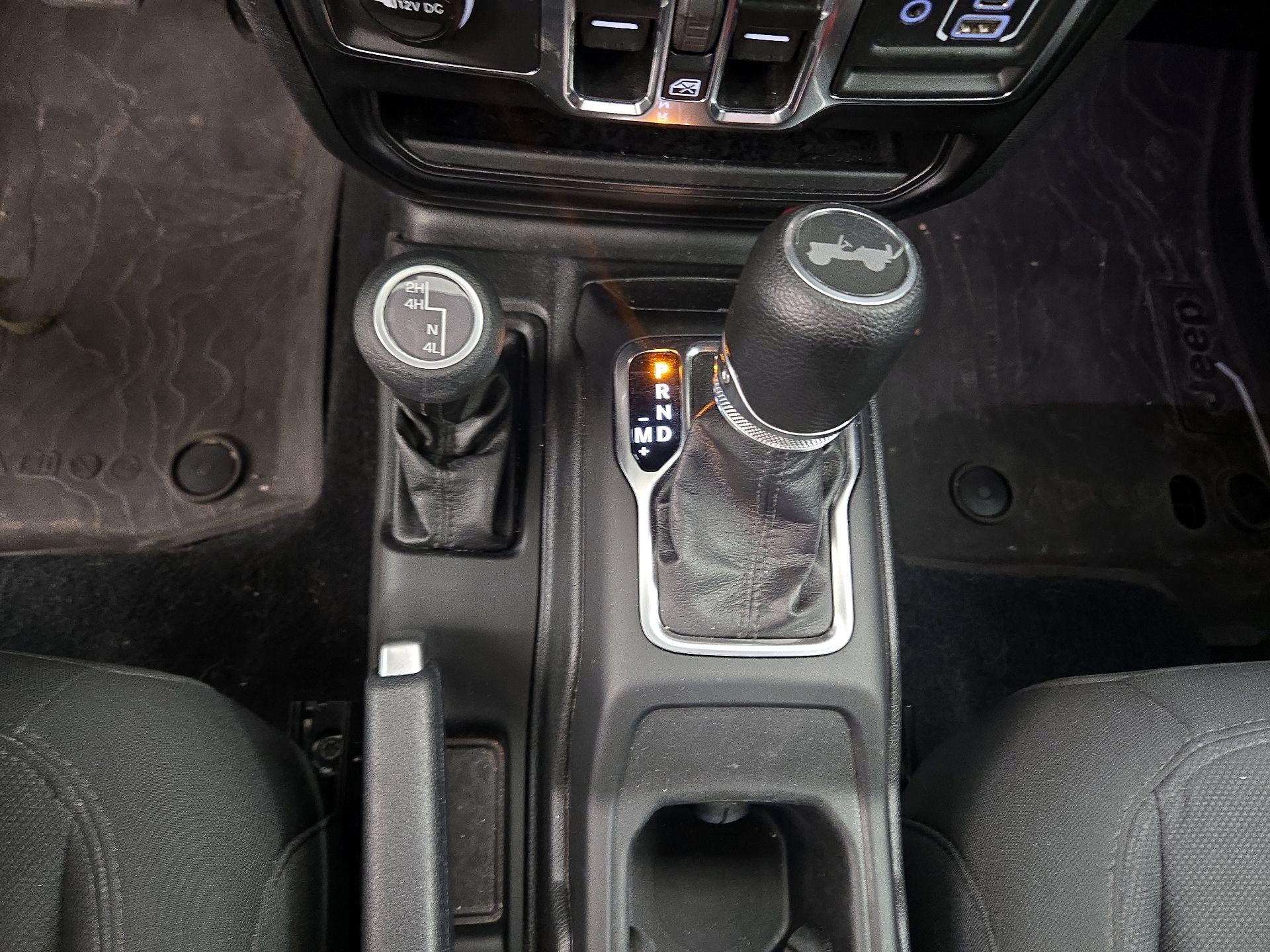 Thumbnail: 2023 Jeep Wrangler - 17