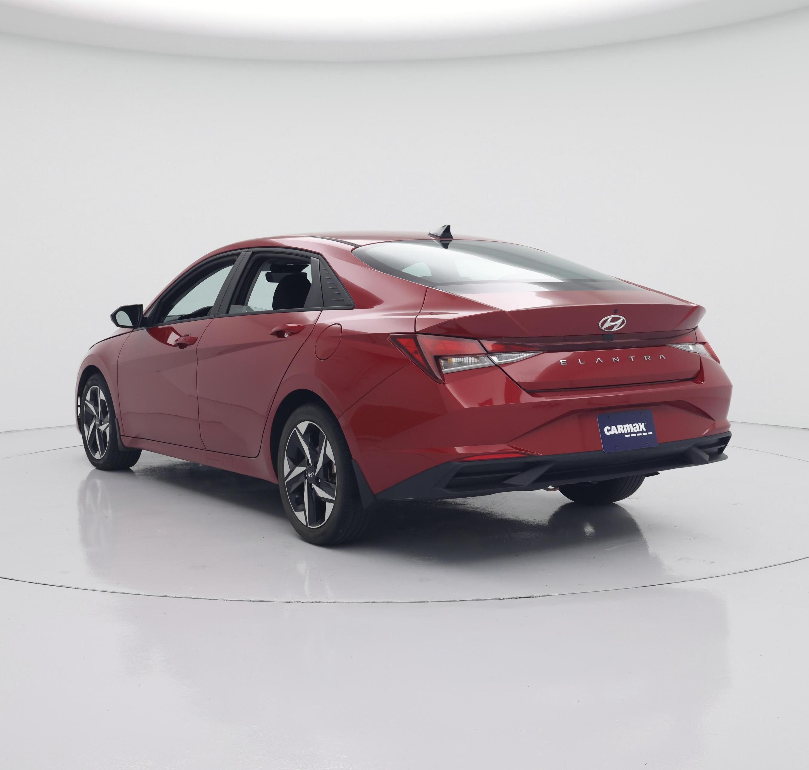 Thumbnail: 2023 Hyundai Elantra - 2