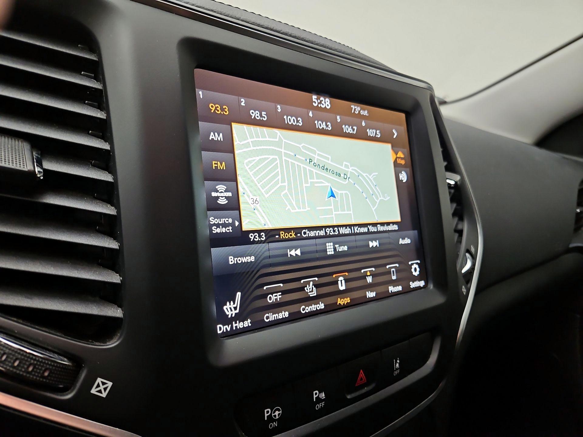 Thumbnail: 2023 Jeep Cherokee - 12