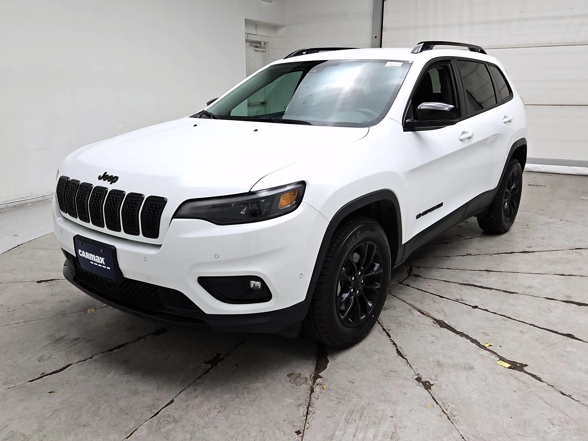 Thumbnail: 2023 Jeep Cherokee - 3