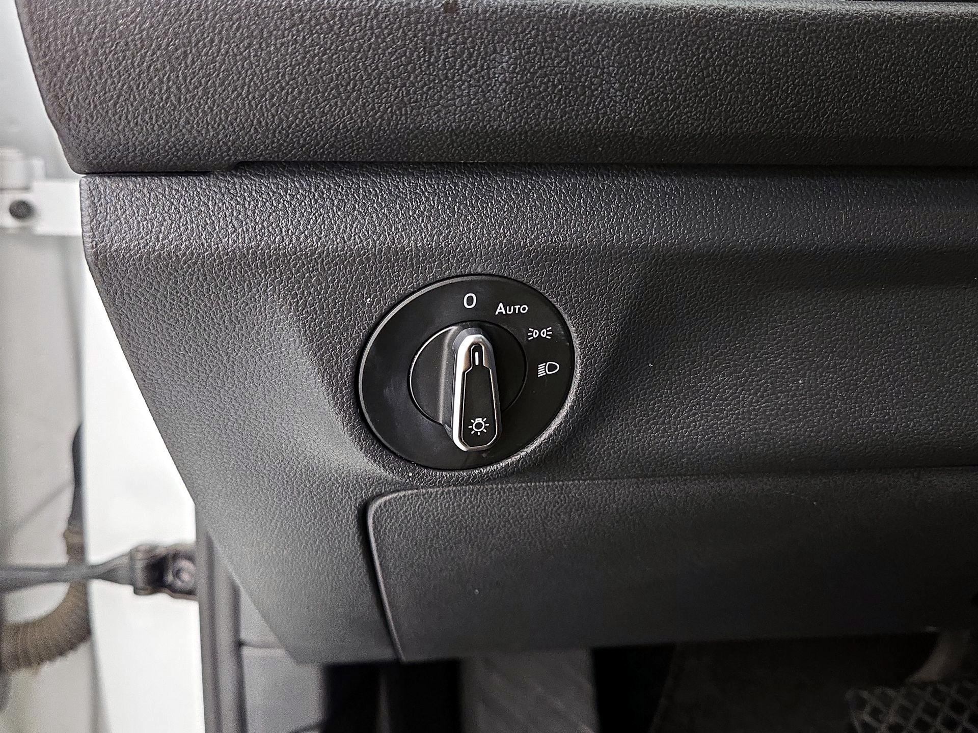 Thumbnail: 2024 Volkswagen Jetta - 13