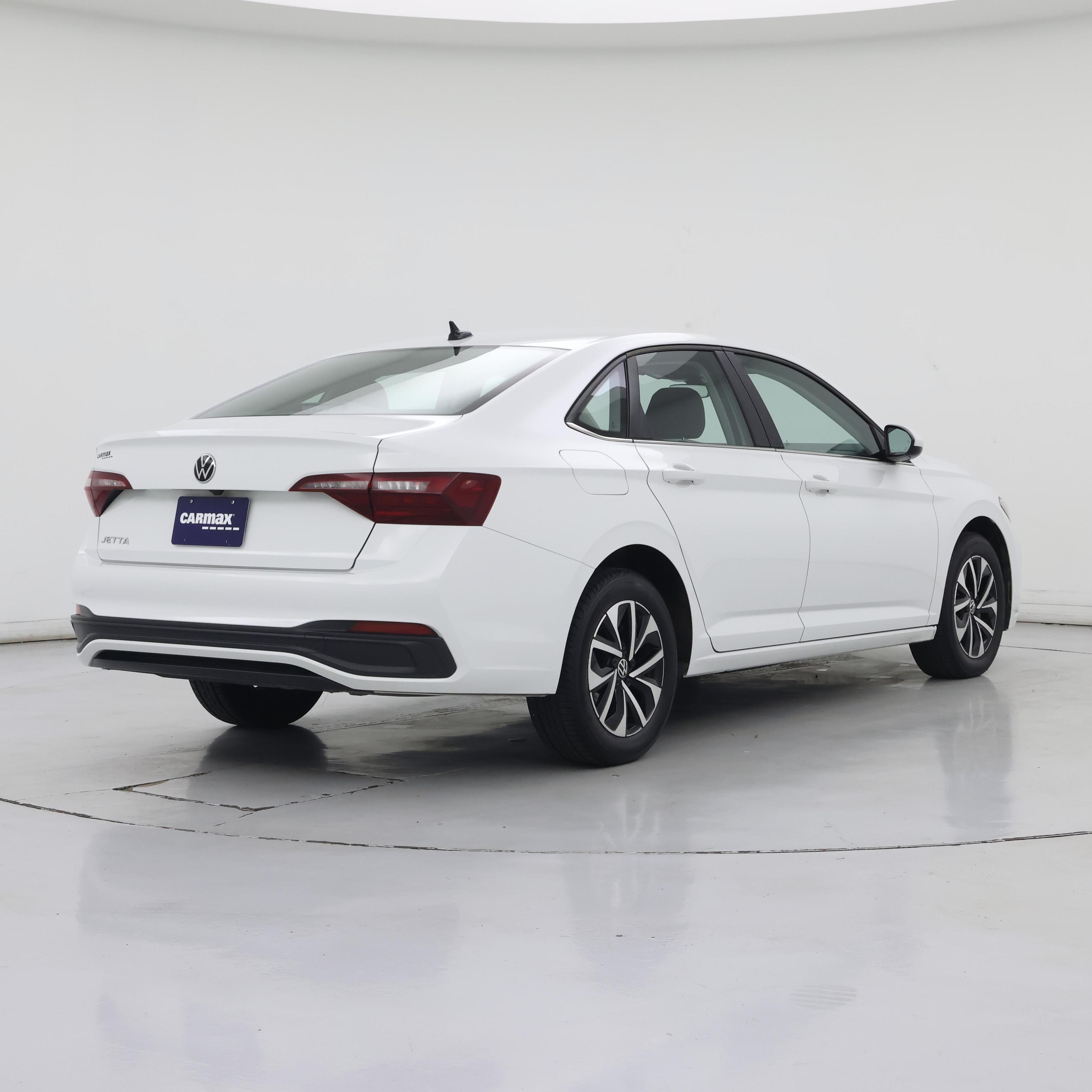 Thumbnail: 2024 Volkswagen Jetta - 8