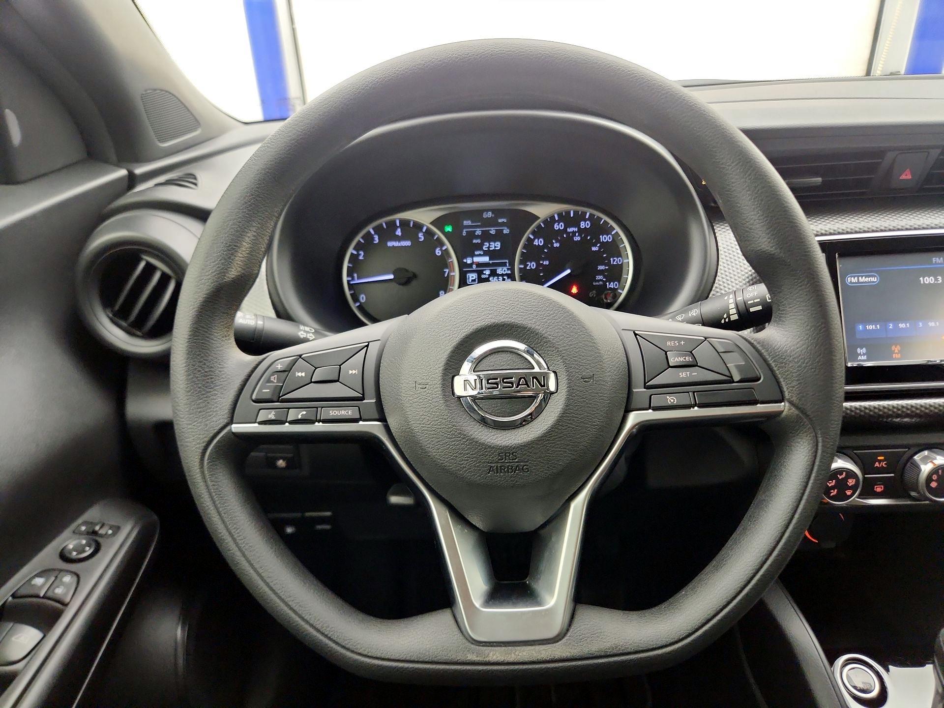 Thumbnail: 2020 Nissan Kicks - 10