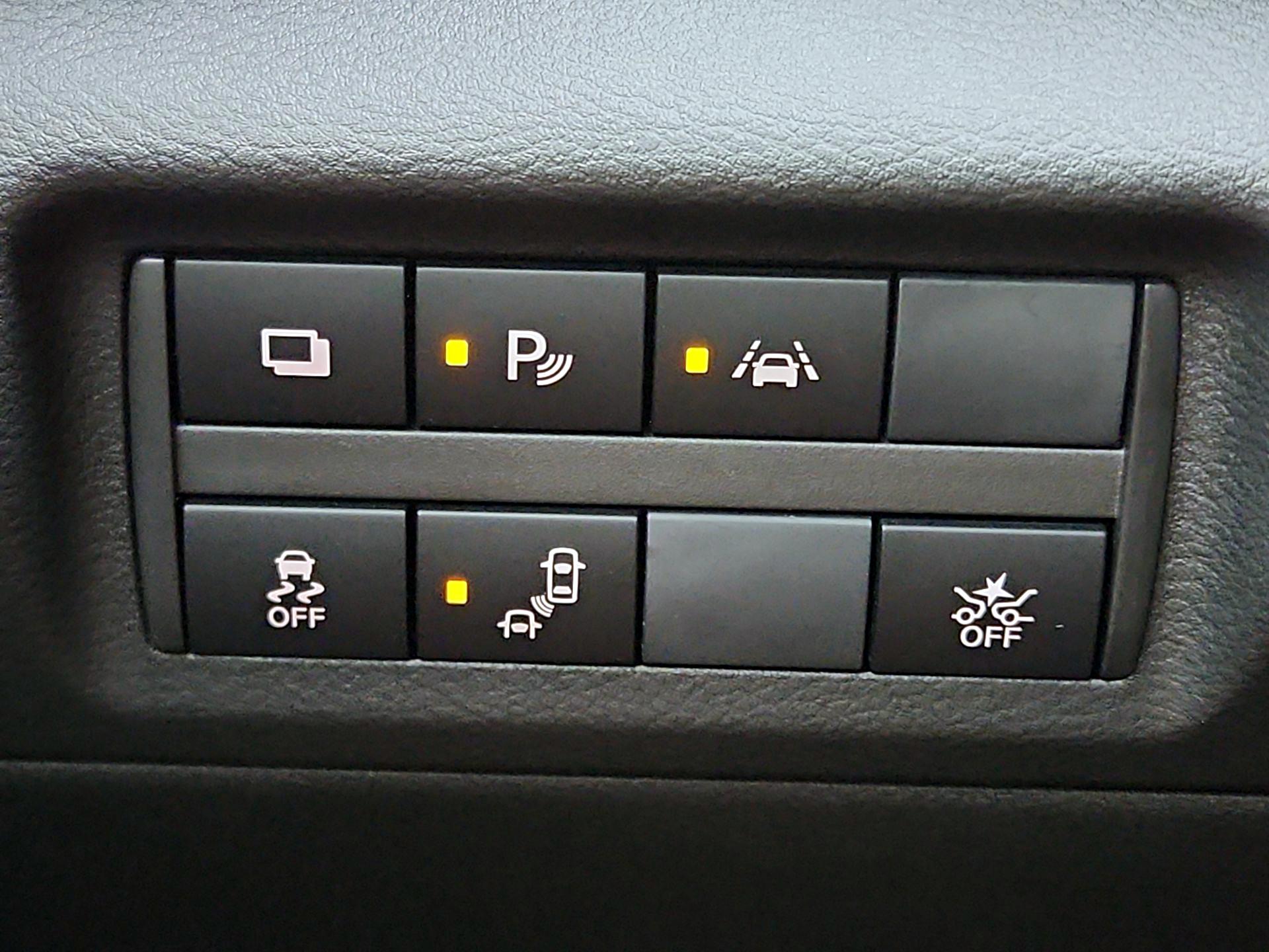 Thumbnail: 2020 Nissan Kicks - 13