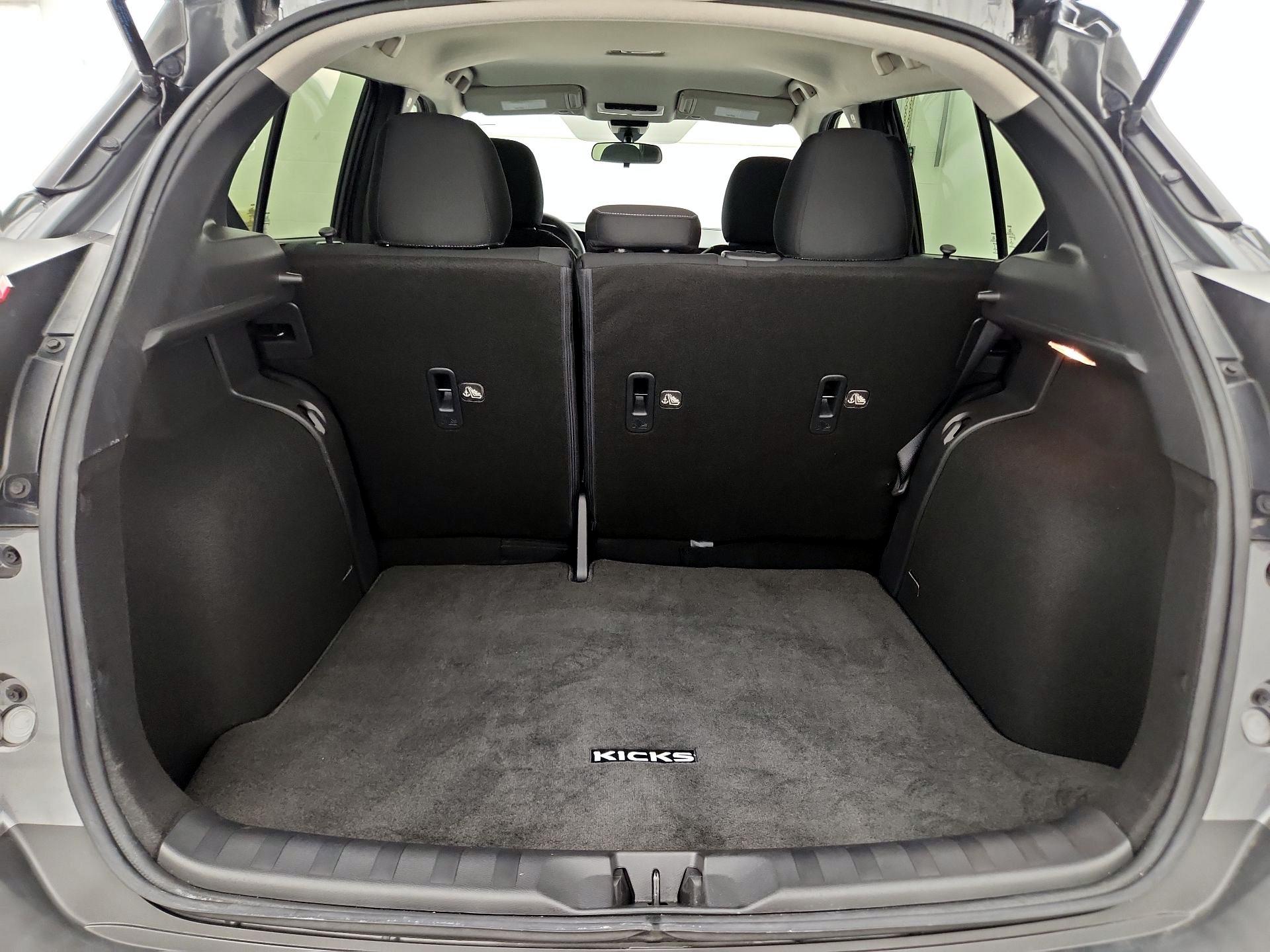 Thumbnail: 2020 Nissan Kicks - 20