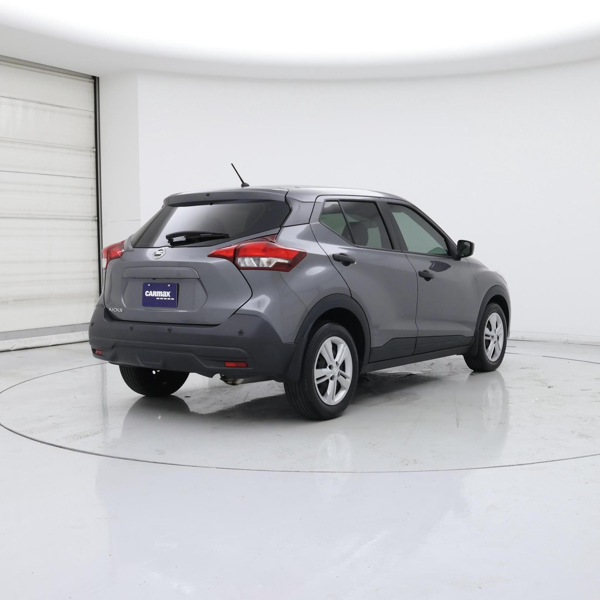 Thumbnail: 2020 Nissan Kicks - 8