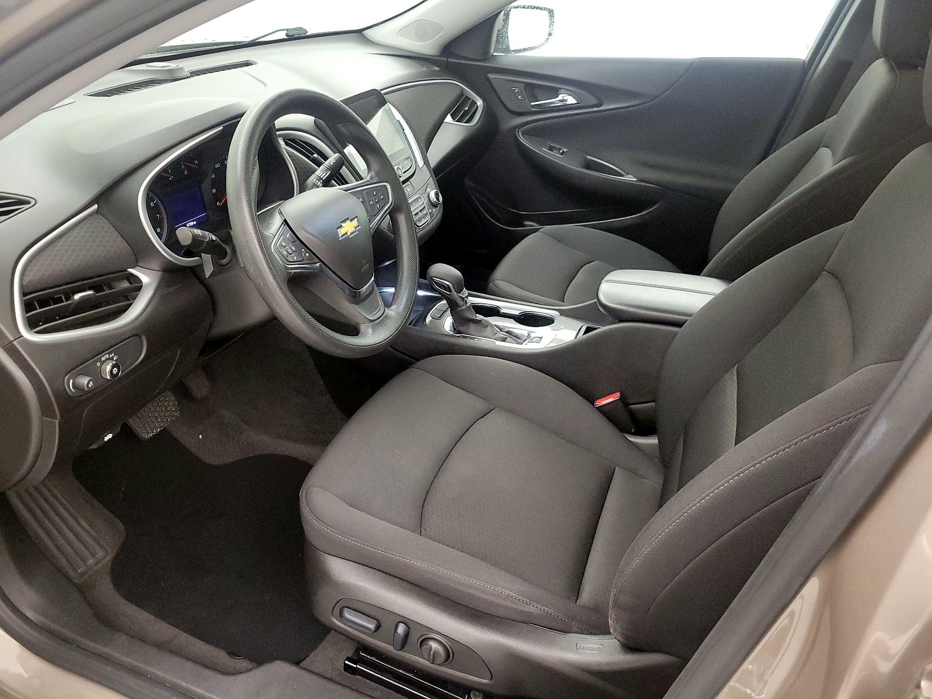 Thumbnail: 2024 Chevrolet Malibu - 11